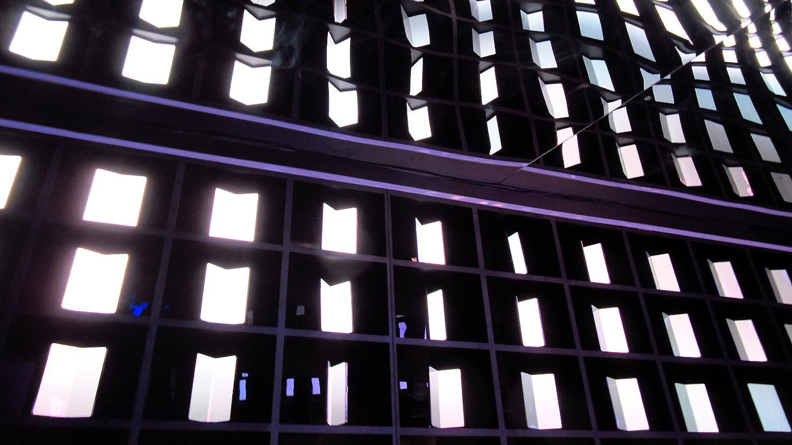 Exposición en Londres de los nuevos dispositivos de Samsung, entre ellos el Galaxy Z Fold 4