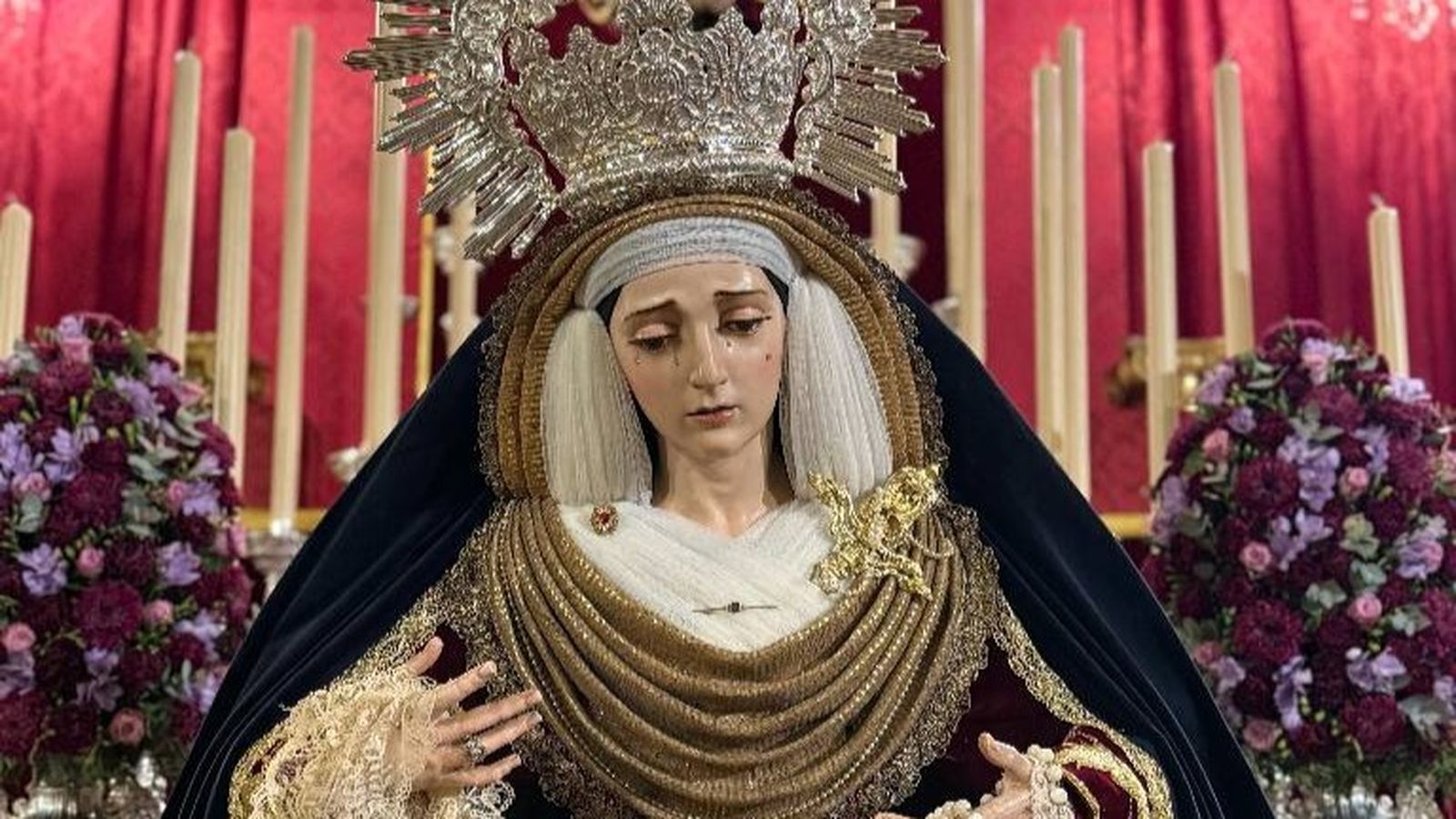 Fotogalería: Altar de Cultos Hermandad del Cautivo 2025