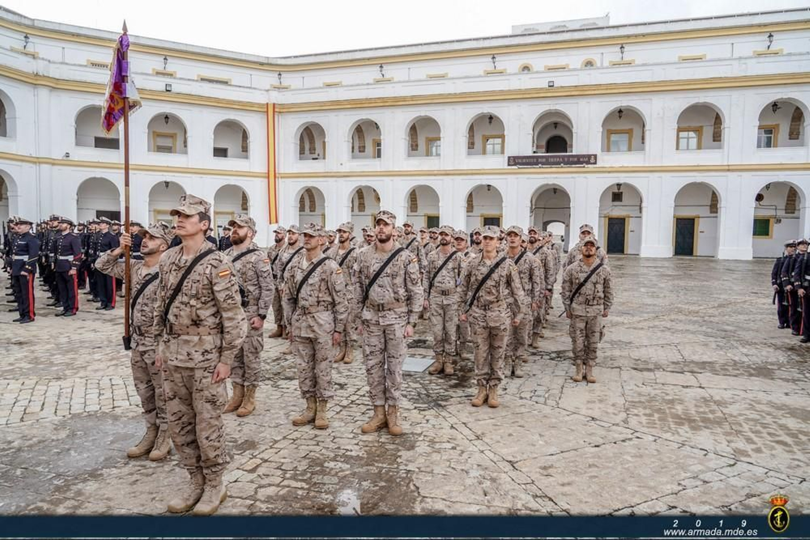 Las imágenes del recibimiento a los infantes de Marina de Mali