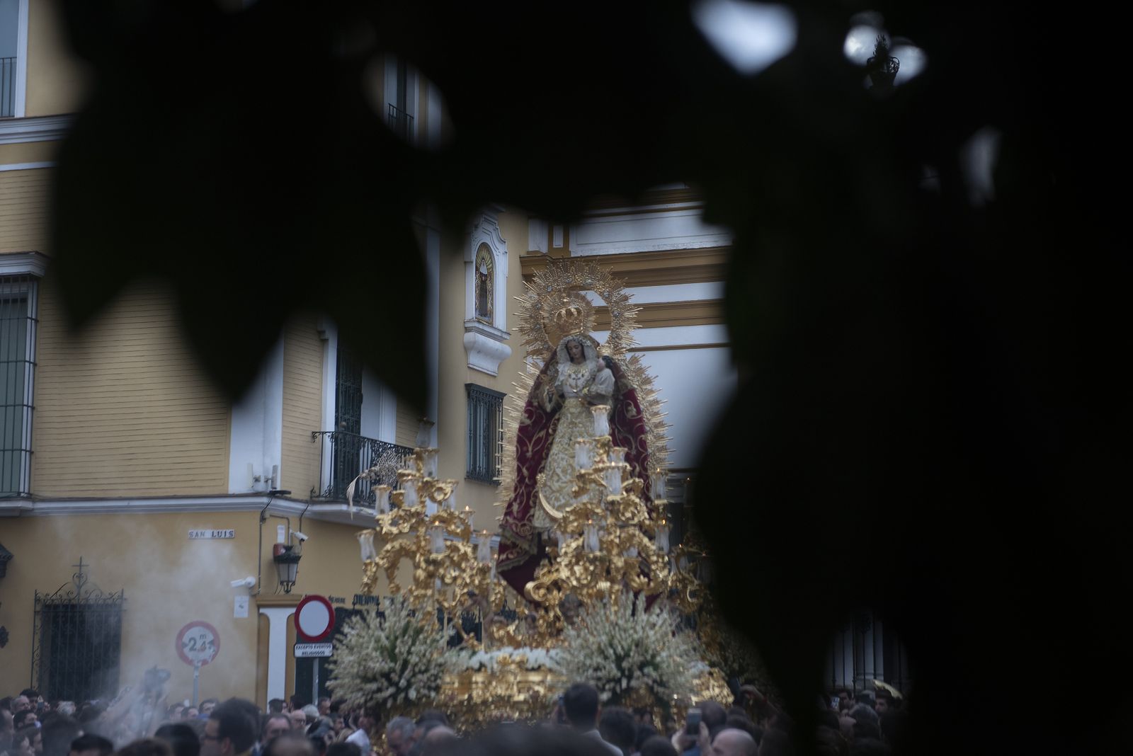 Las imágenes de la procesión de la Virgen del Rosario de la Macarena