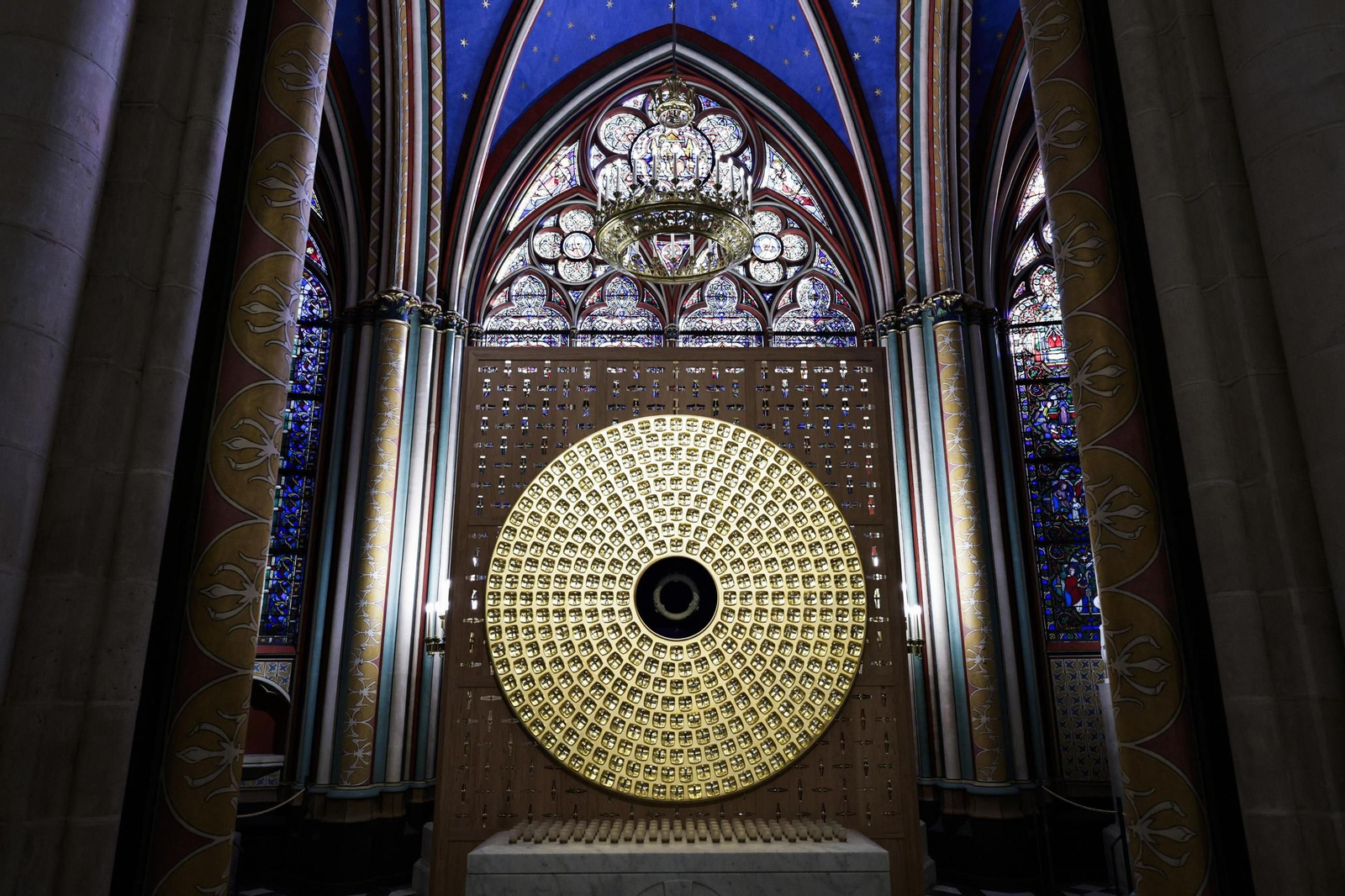 Así es el nuevo interior de Notre Dame tras la restauración Así es el nuevo interior de Notre Dame tras la restauración