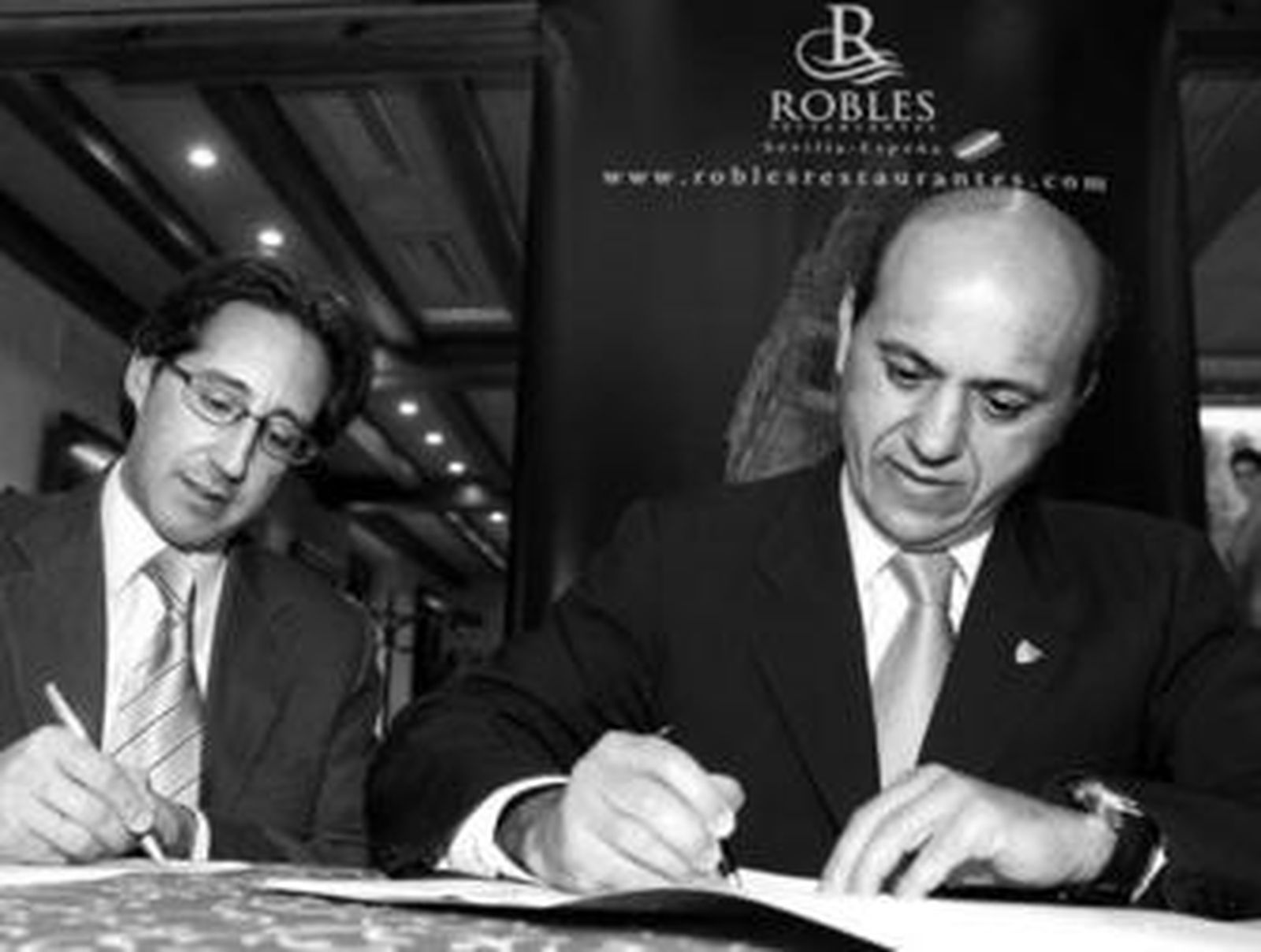 Cae la fruta de Navarro