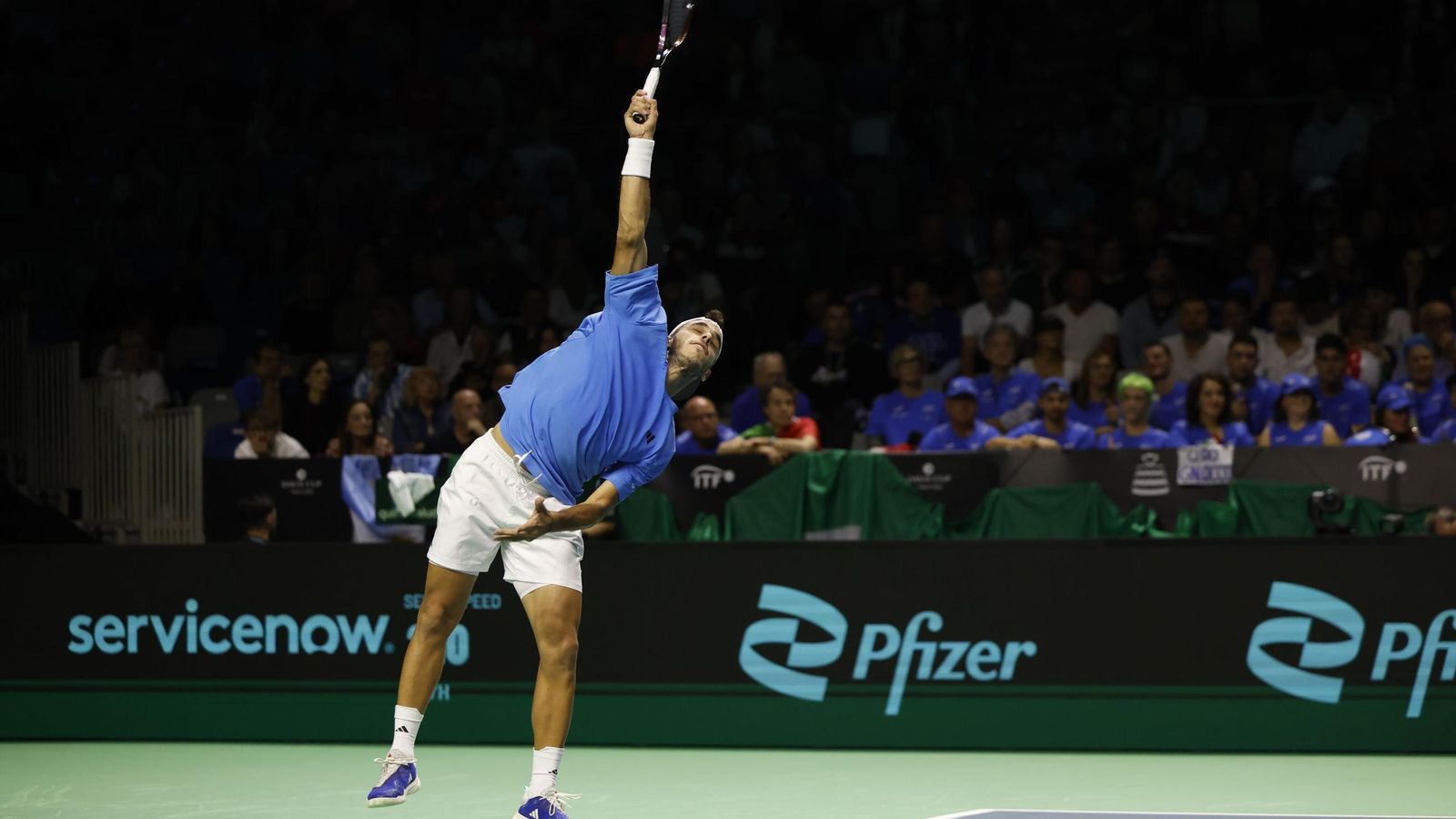 Copa Davis: Francisco Cerundolo pasa por encima de Musetti y Argentina domina 1-0 a Italia