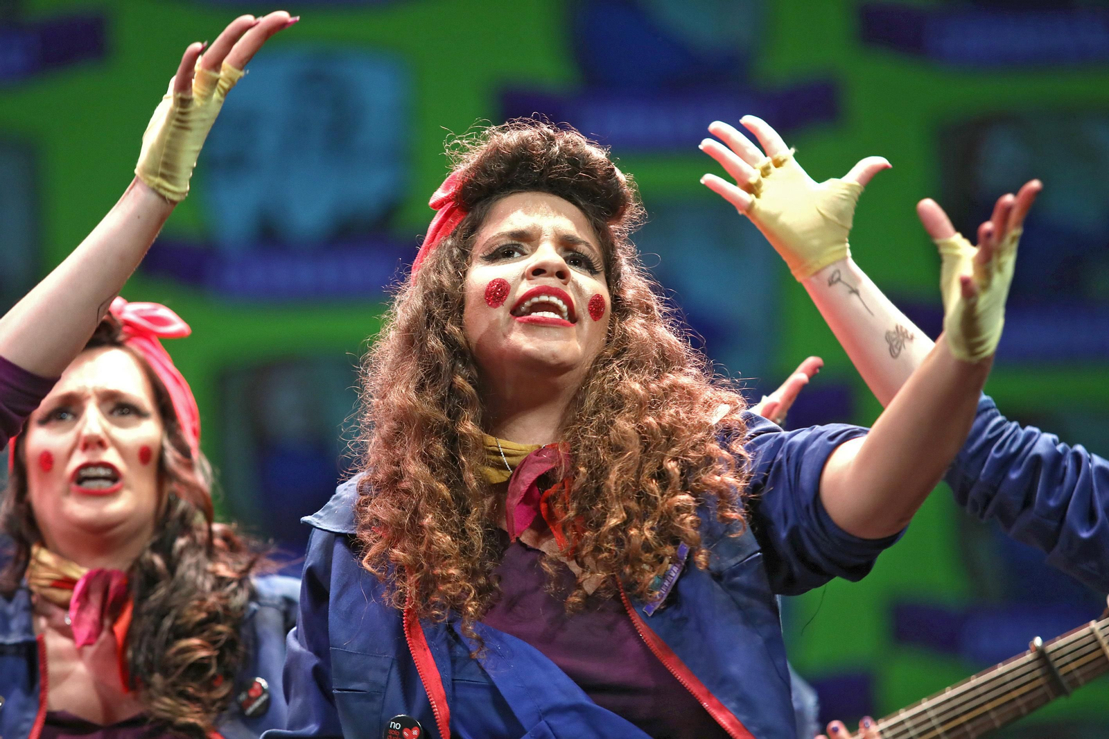 Actuación de la Comparsa 'We can do...Carnaval!'