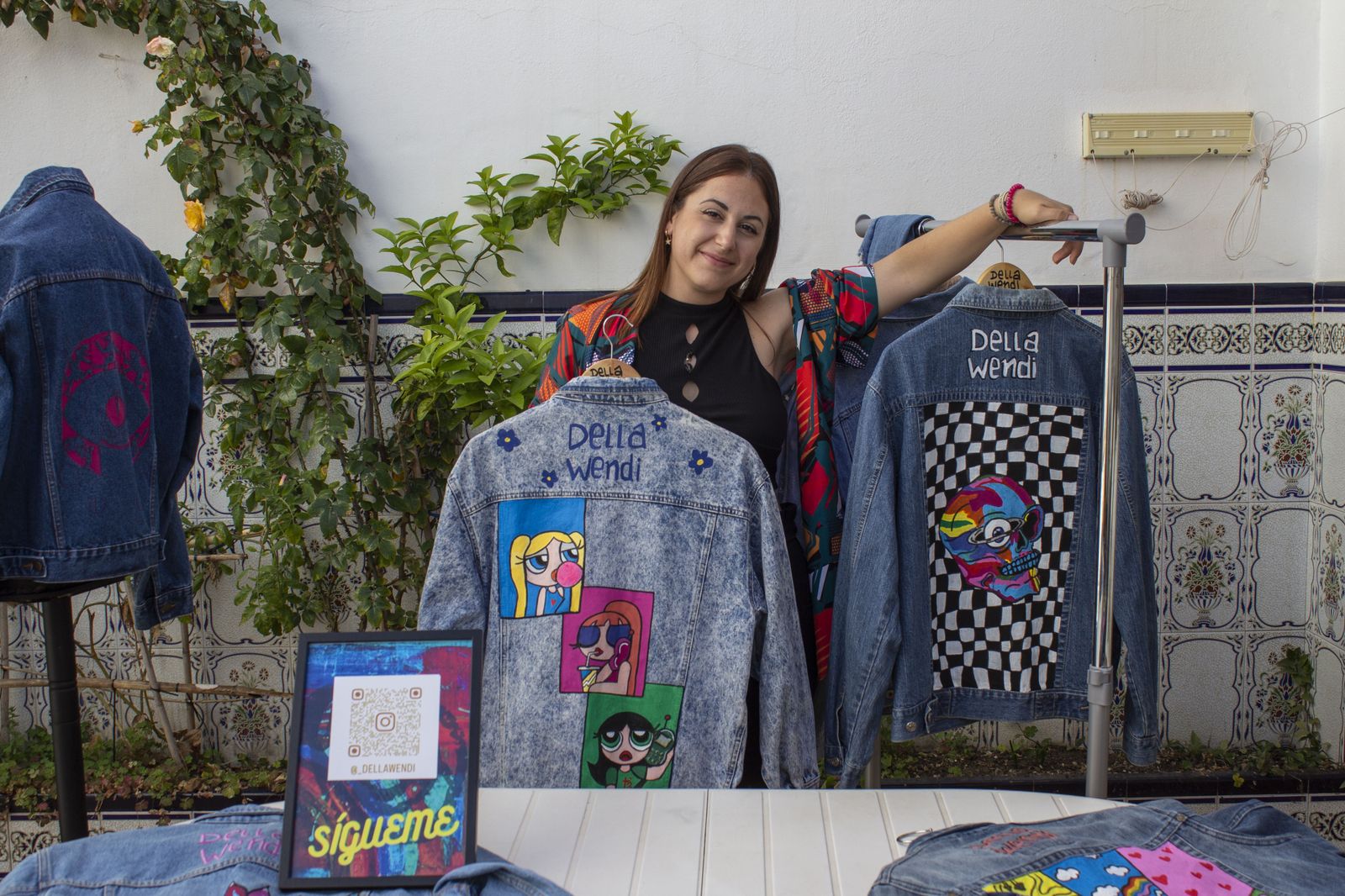 Fotos de la entrevista y de los diseños DellaWendi