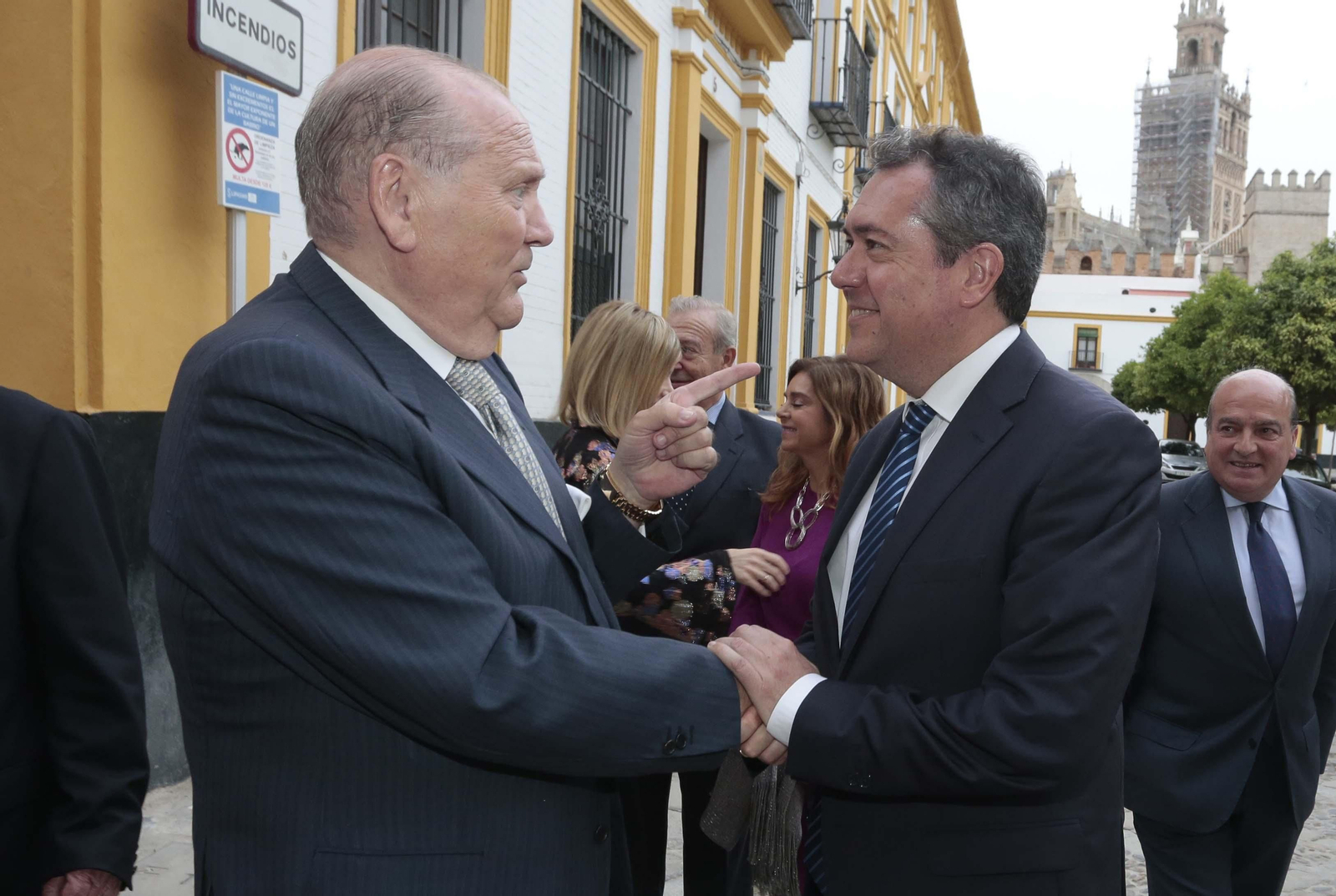 Los asistentes al VII Premio Manuel Clavero