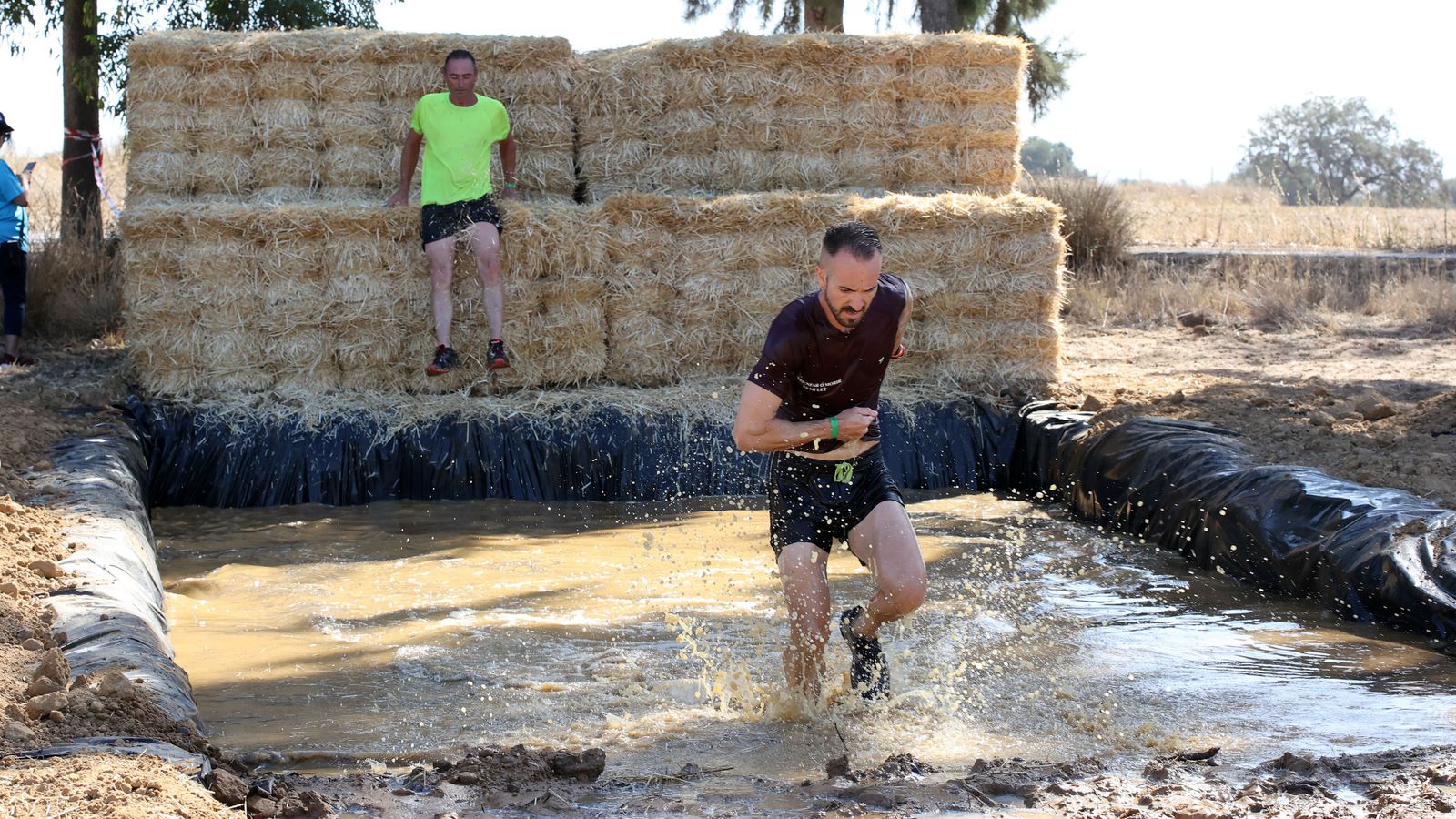 Búscate en la V Carrera del Barro de La Barca