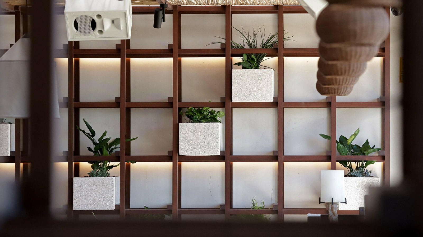 Diseño interior del restaurante BiBo Tarifa de Dani García