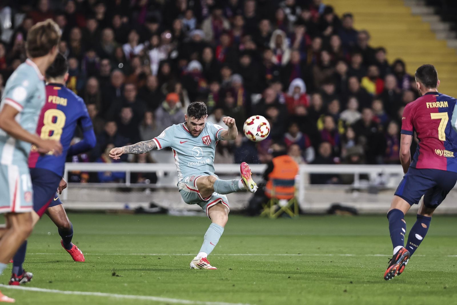 Las fotos del espectacular Barcelona - Atlético de Madrid