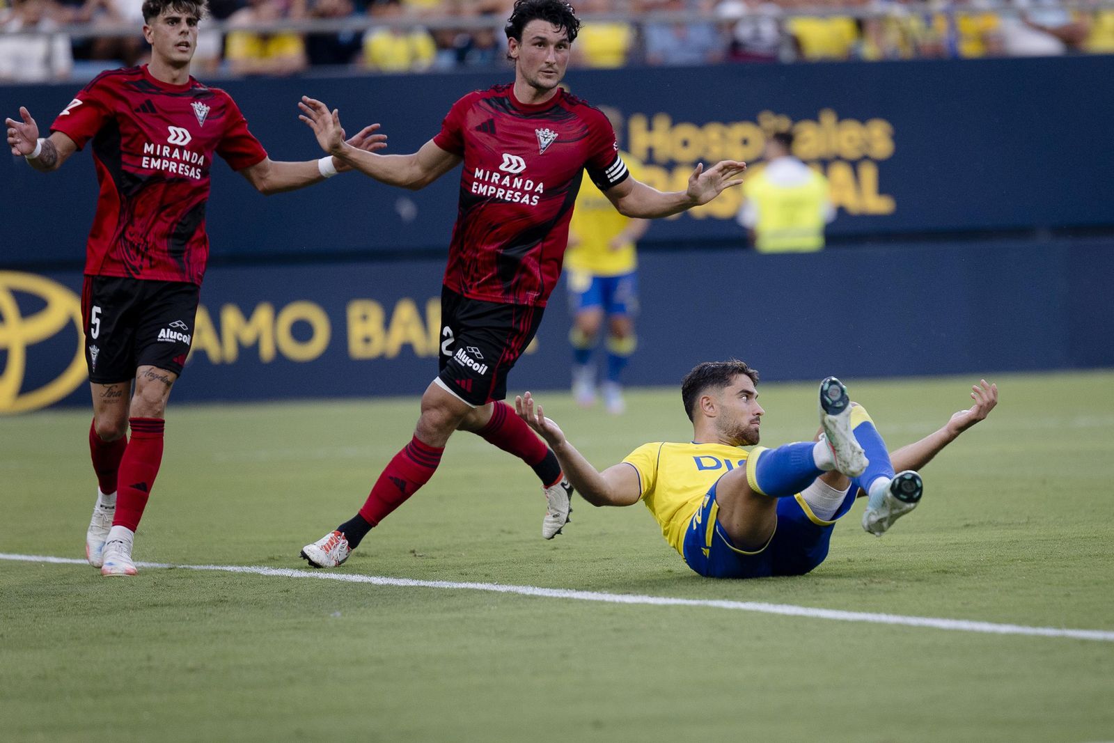 Búscate en las imágenes del primer partido del Cádiz CF- Mirandés