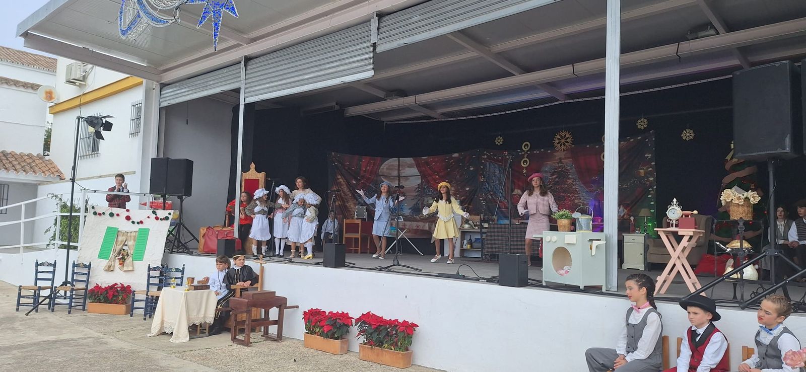 Los alumnos del CEIP Torrecera disfrutan de un divertido teatro infantil