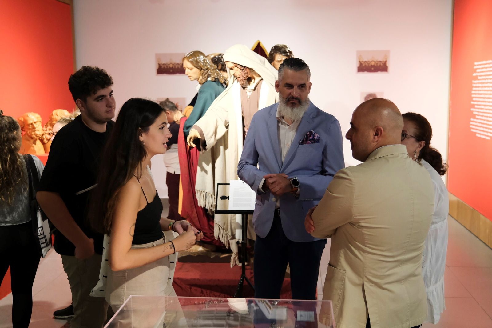 Las imágenes de la exposición del décimo aniversario de la Salud de Córdoba en la Fundación Cajasol