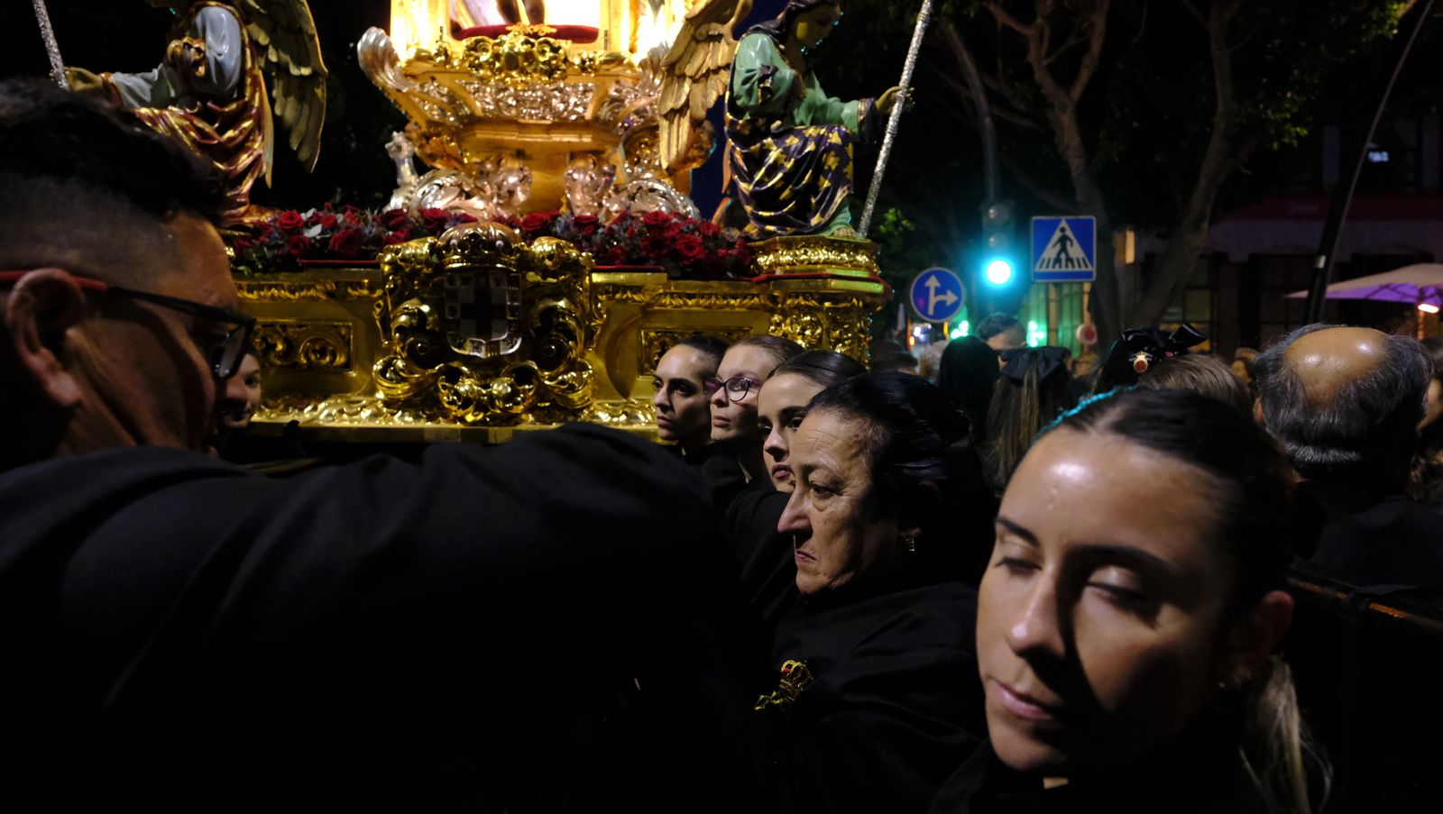 Las mejores imágenes del Santo Sepulcro, en Almería
