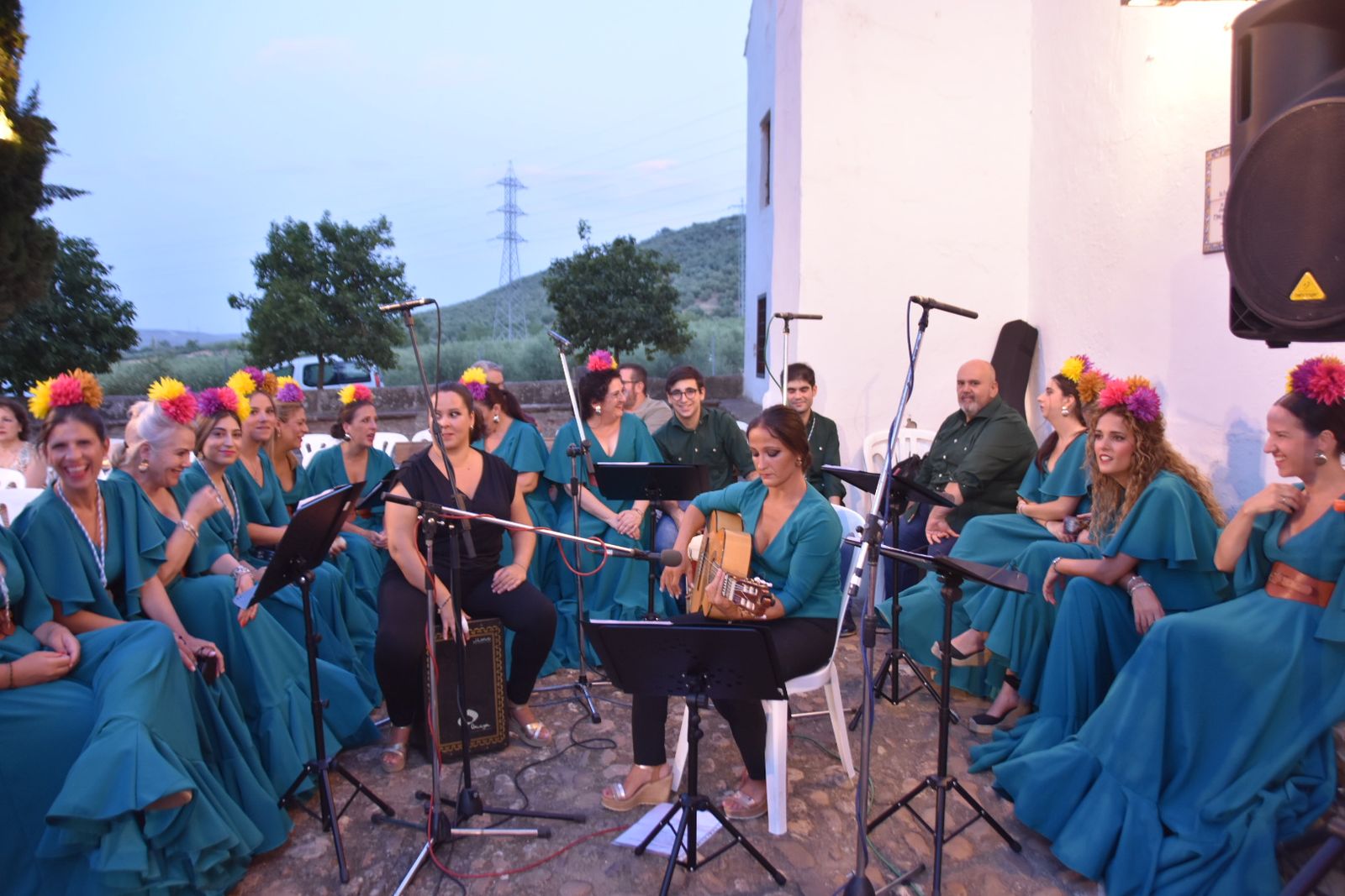 El pregón y la ofrenda floral a la Virgen de la Estrella en Villa del Río, en imágenes