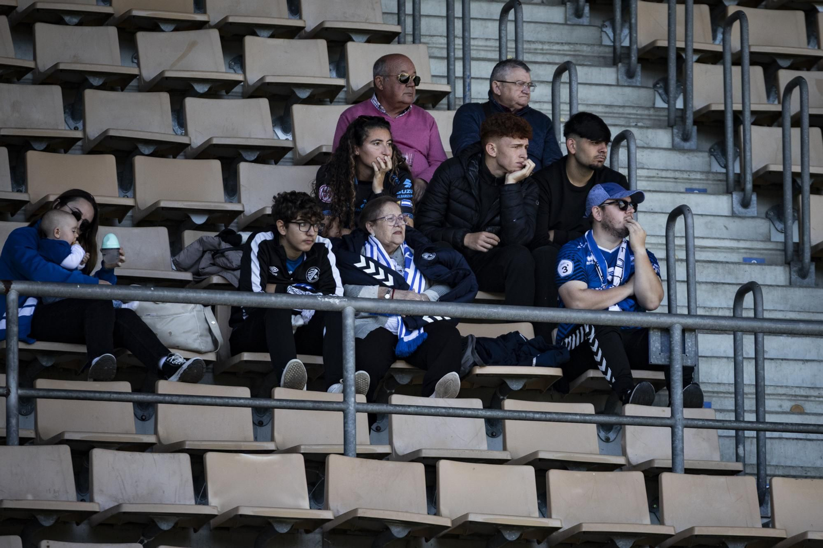 Búscate en el encuentro entre Xerez DFC y Recre en Chapín