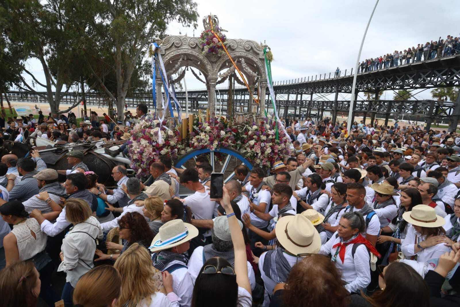 La Hermandad de Huelva, a la altura del Muelle.