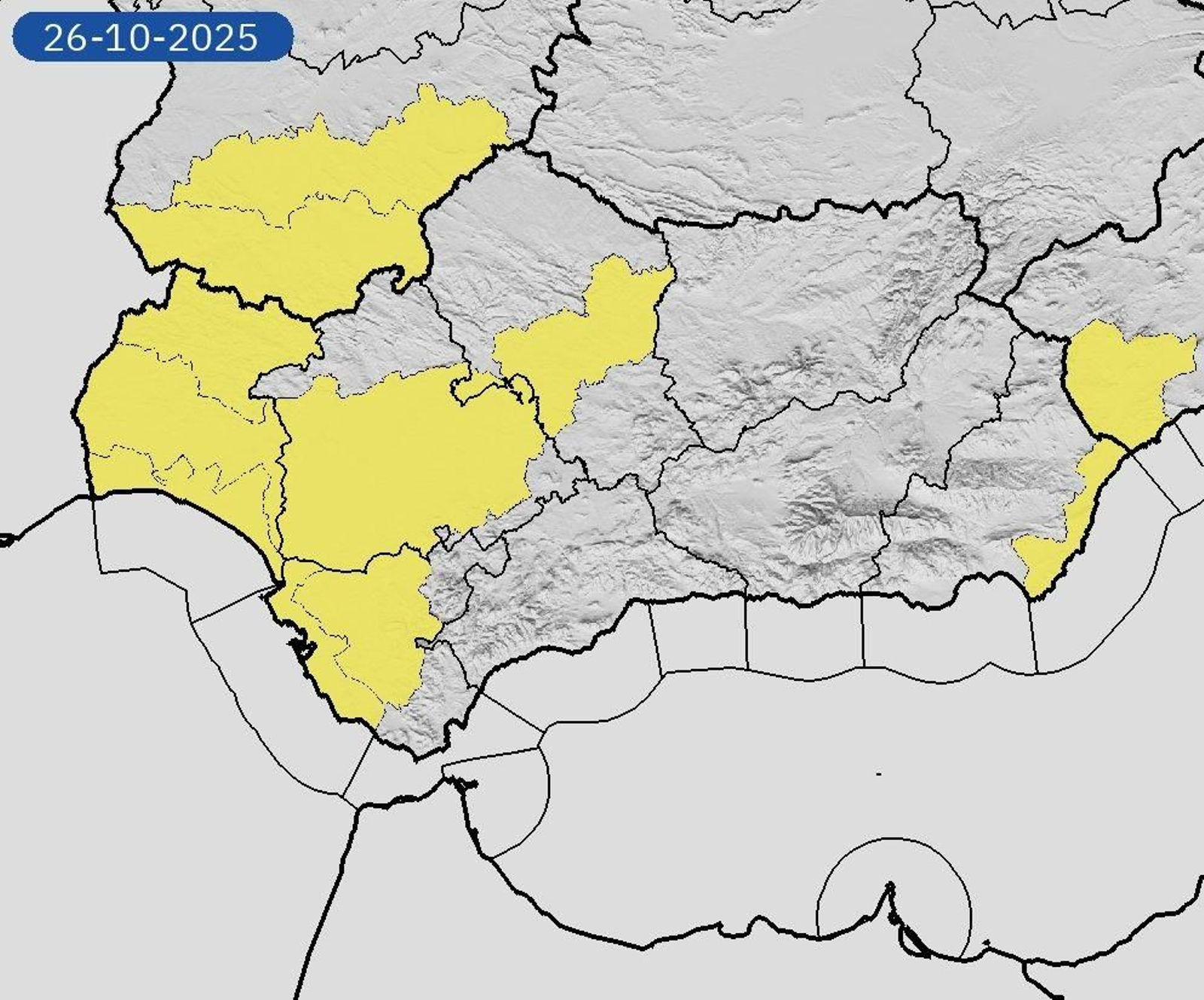 Mapa de Andalucía y Extremadura con las zonas en las que se ha activado este domingo día 26 el aviso amarillo por lluvias y precipitaciones