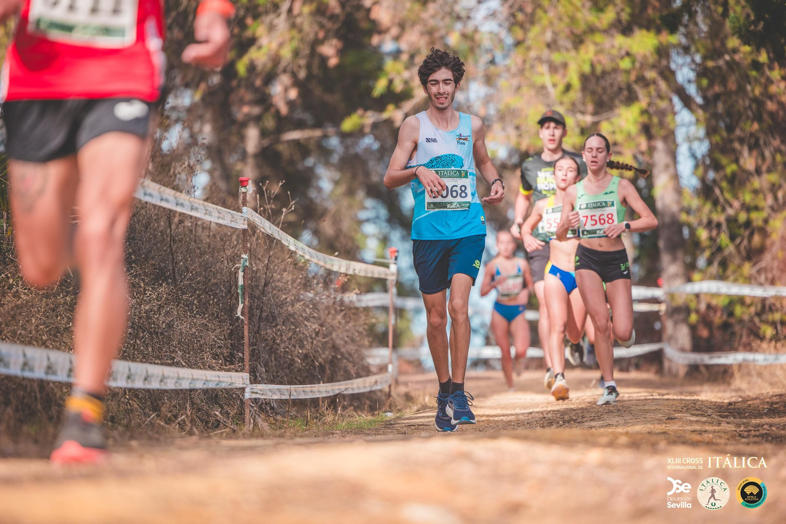 Búscate en las fotos del Cross de Itálica 2025 | 5