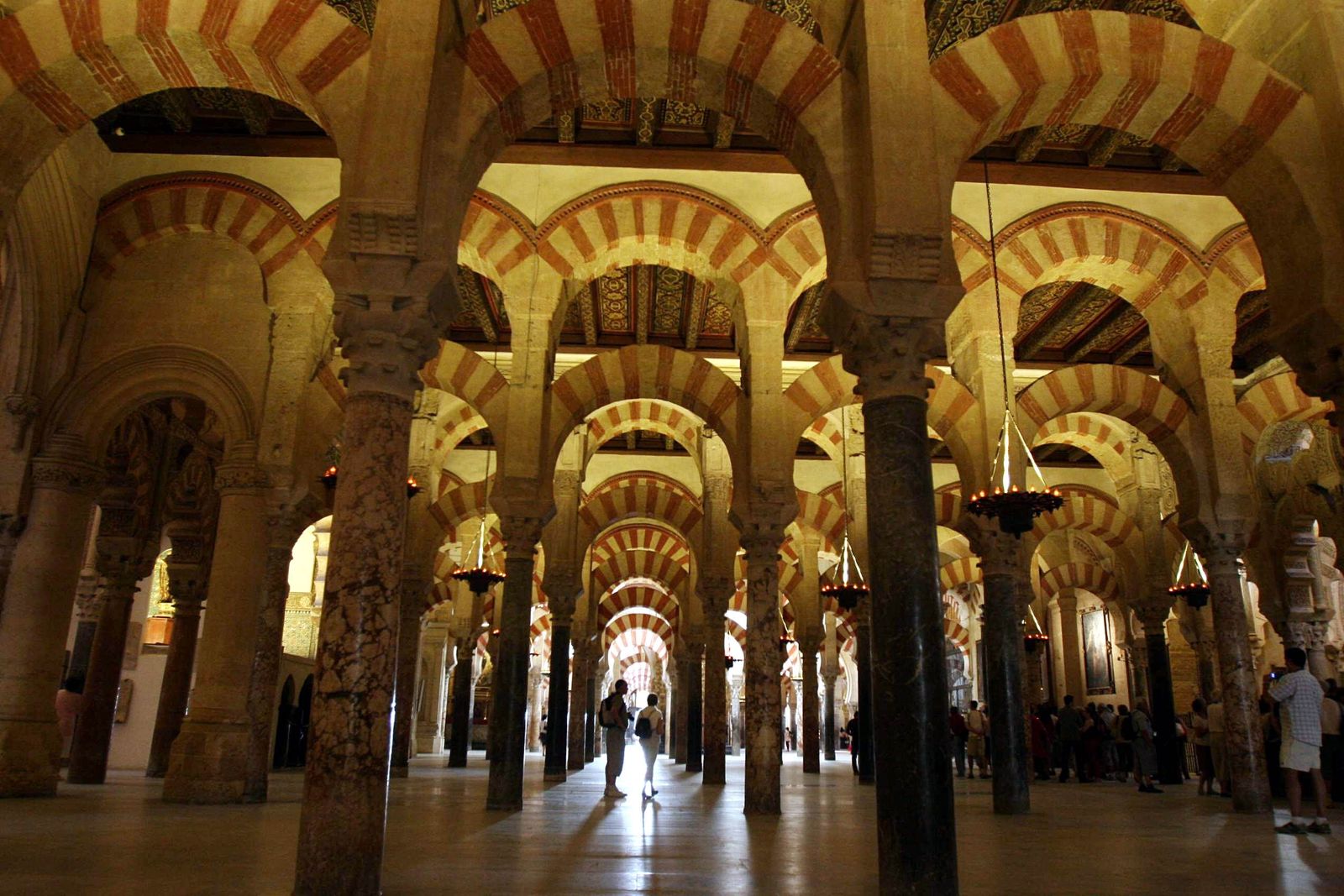 Interior de la Mezquita de Córdoba.