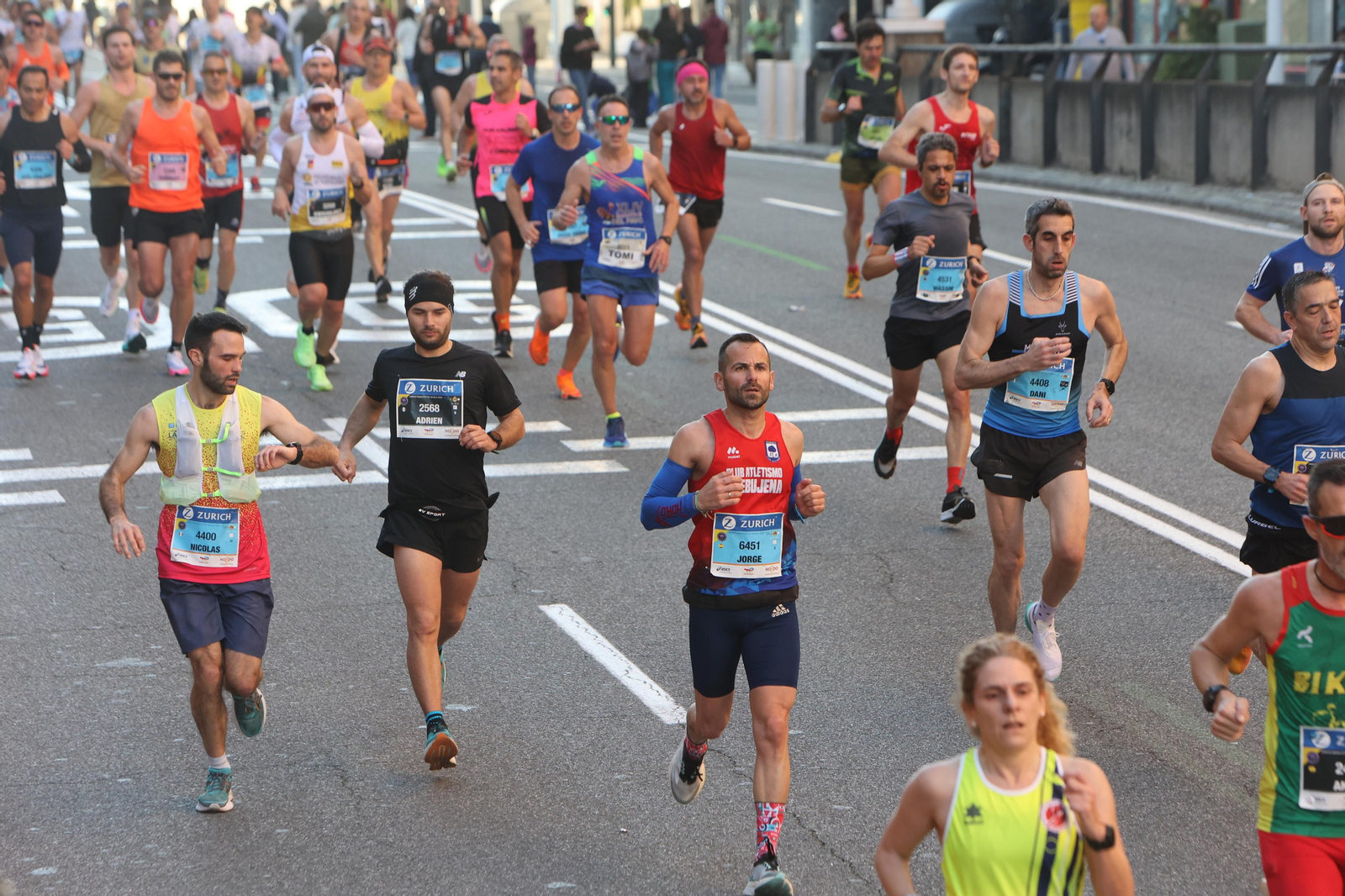 Búscate en la Zurich maratón de Sevilla