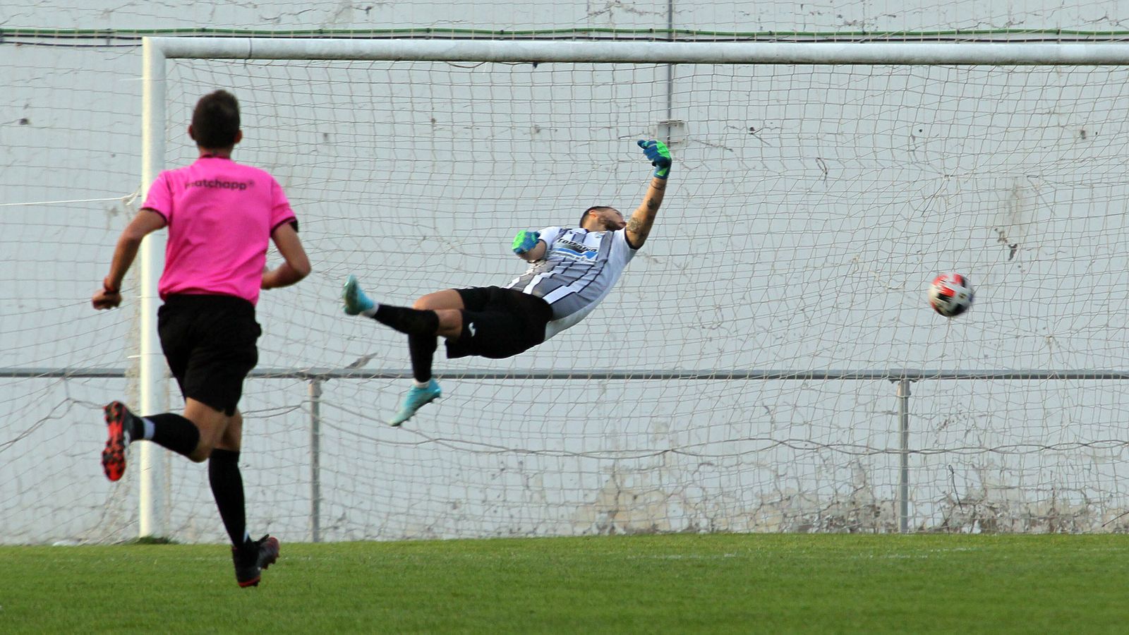 Imágenes del Xerez CD y Atco. Antoniano en La Juventud