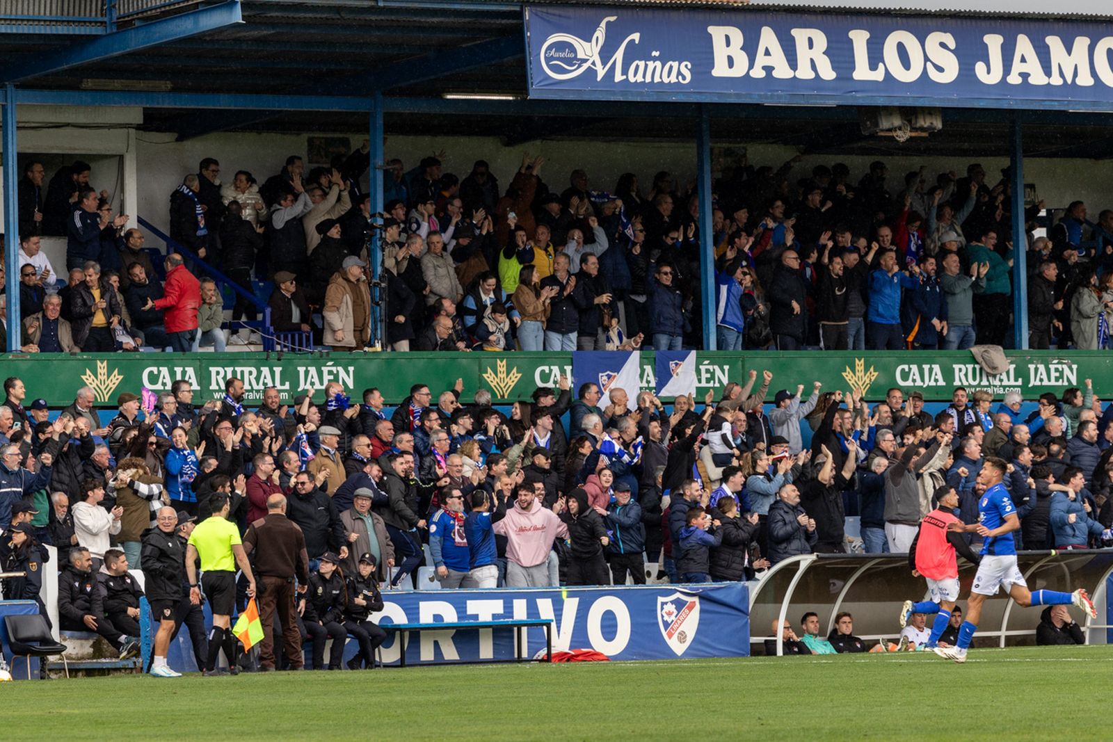 Las mejores imágenes del empate en el derbi entre Linares Deportivo y Real Jaén