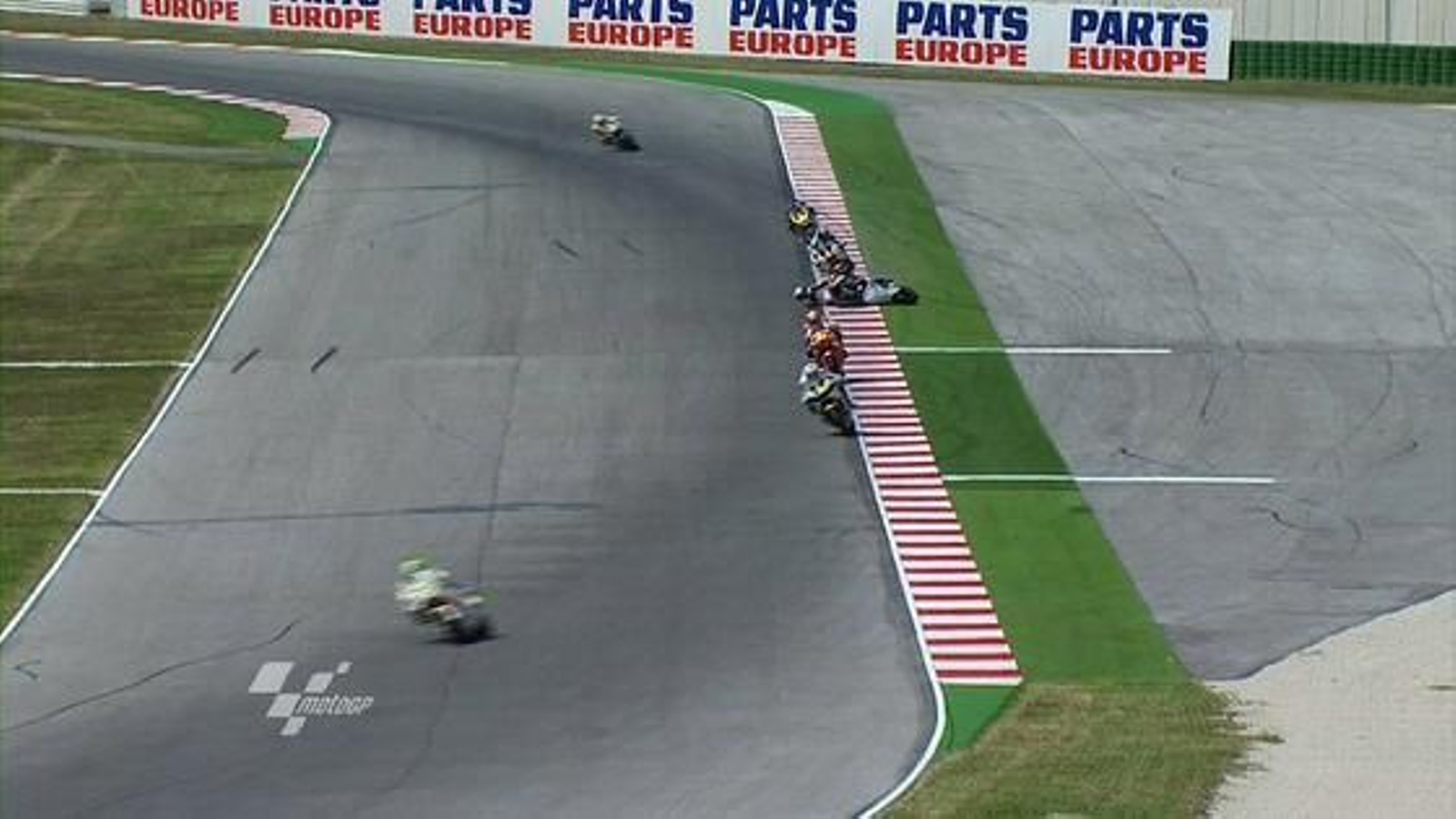 Accidente de Shoya Tomizawa en el Gran Premio de San Marino.

Foto: Reuters