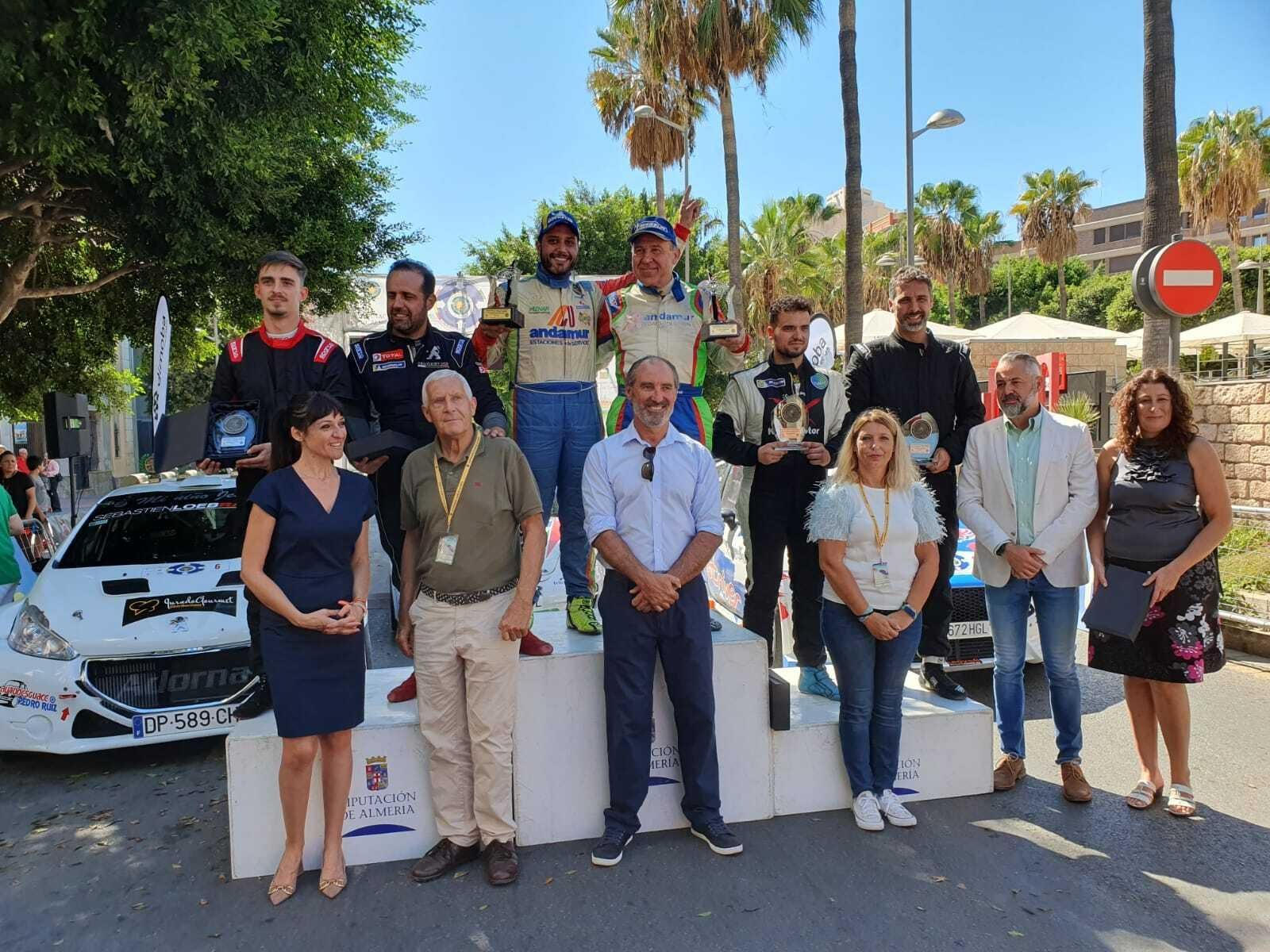 Podio de la clasificación general del 48 Rallye Costa de Almería con José Antonio Aznar en el primer puesto.