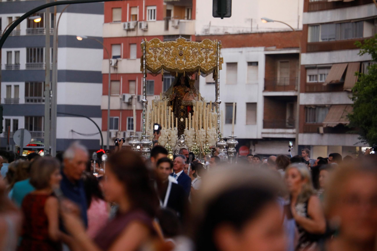 Las mejores fotos de la procesión de la Virgen del Carmen de San Cayetano de Córdoba