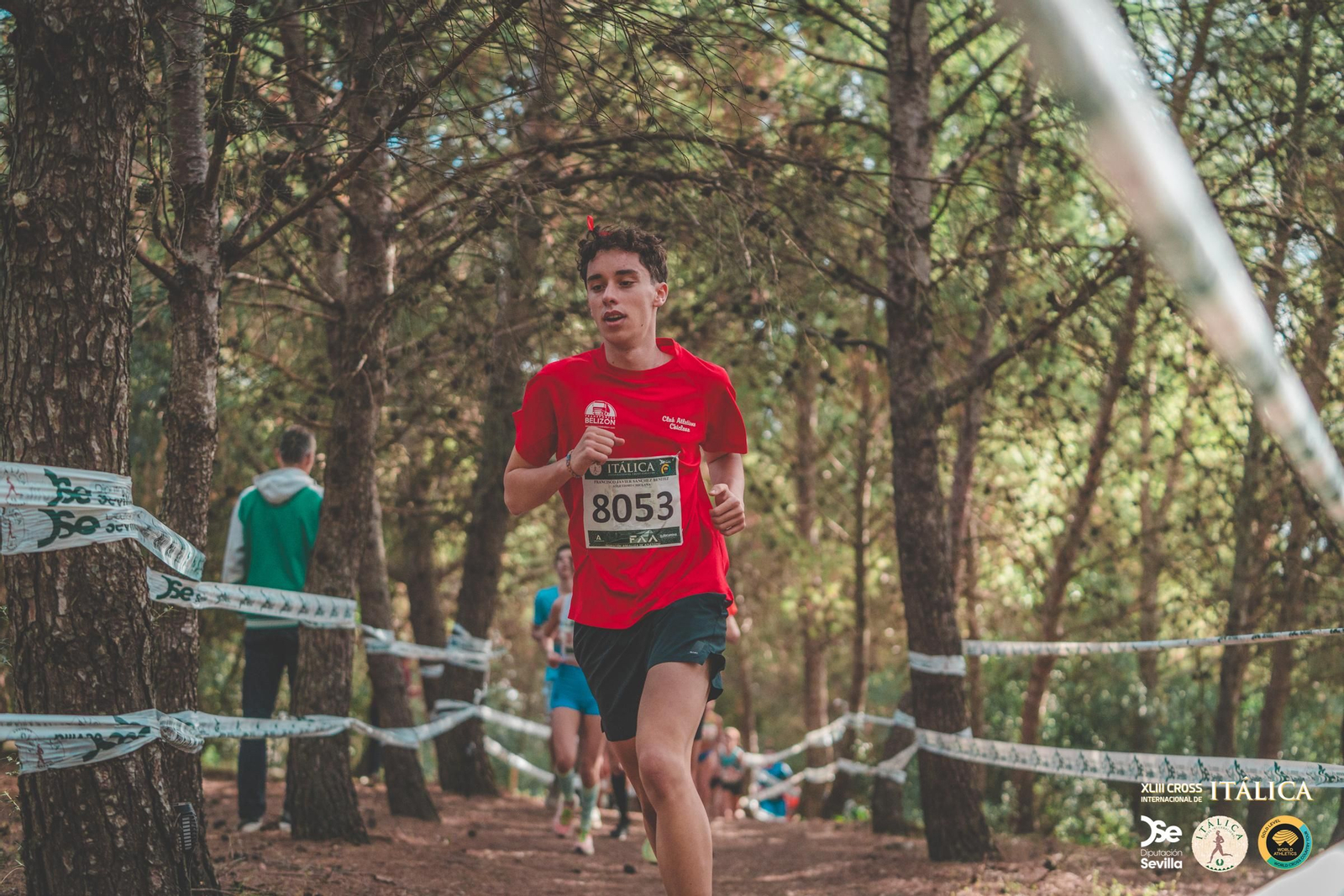 Búscate en las fotos del Cross de Itálica 2025 | 6