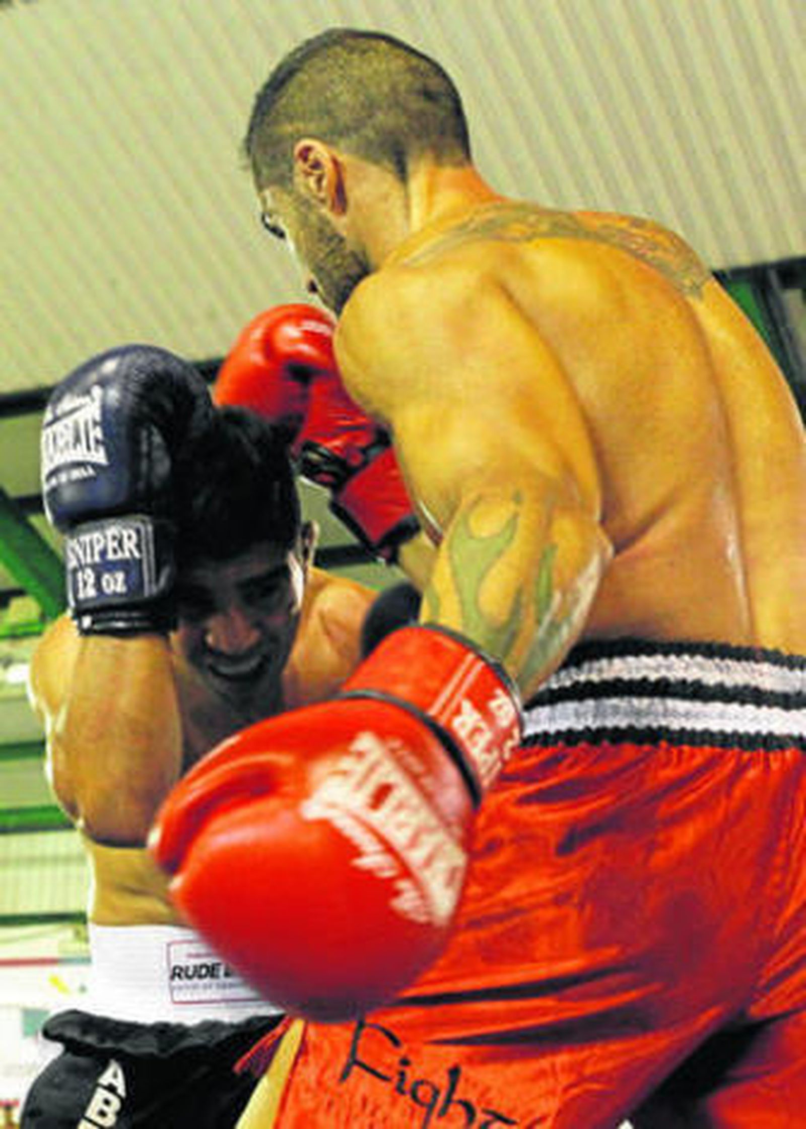 Pedro Martínez Luque venció en el combate final de la velada ante el marroquí Abdelatif Allaoui.