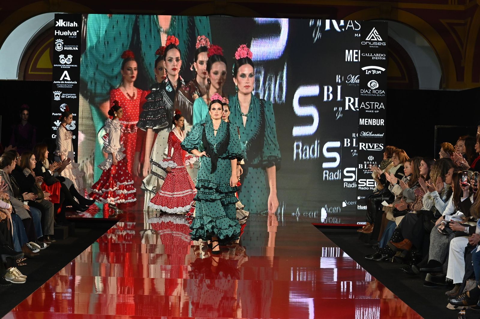 Huelva Flamenca 2026: Desfile de Raquel Muñoz