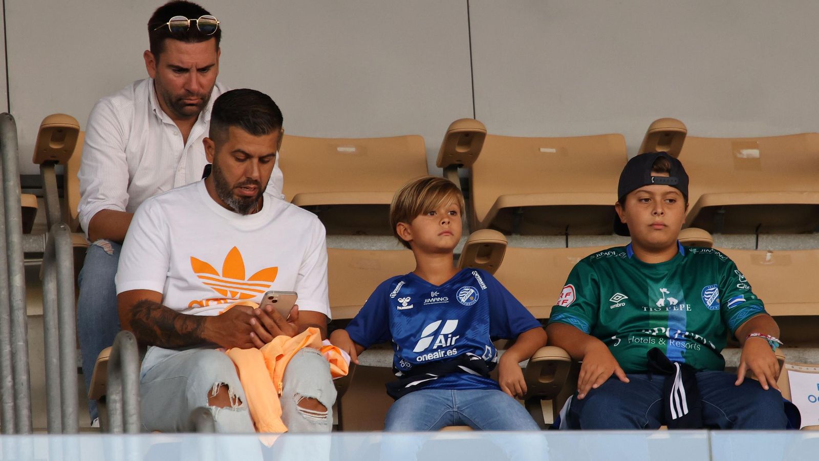 Búscate en el Xerez DFC contra Orihuela CF en Chapín