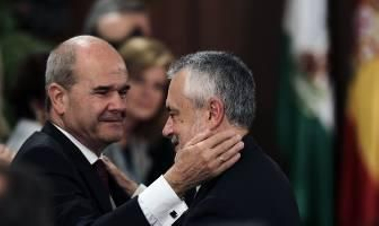 Griñán y Chaves comparecerán el 3 de agosto en la comisión de los ERE