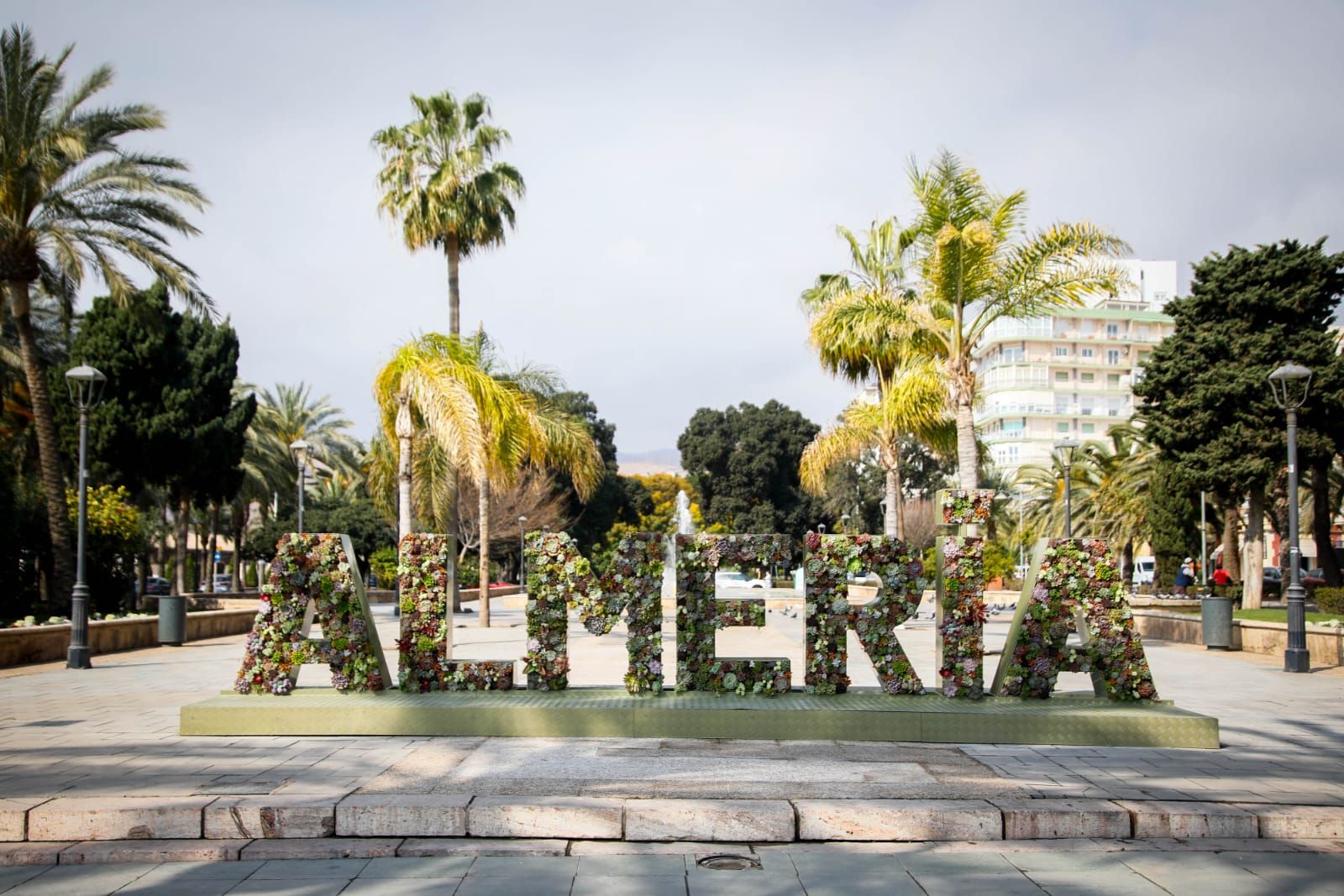 La nueva jardinera vertical del parque Nicolás Salmerón