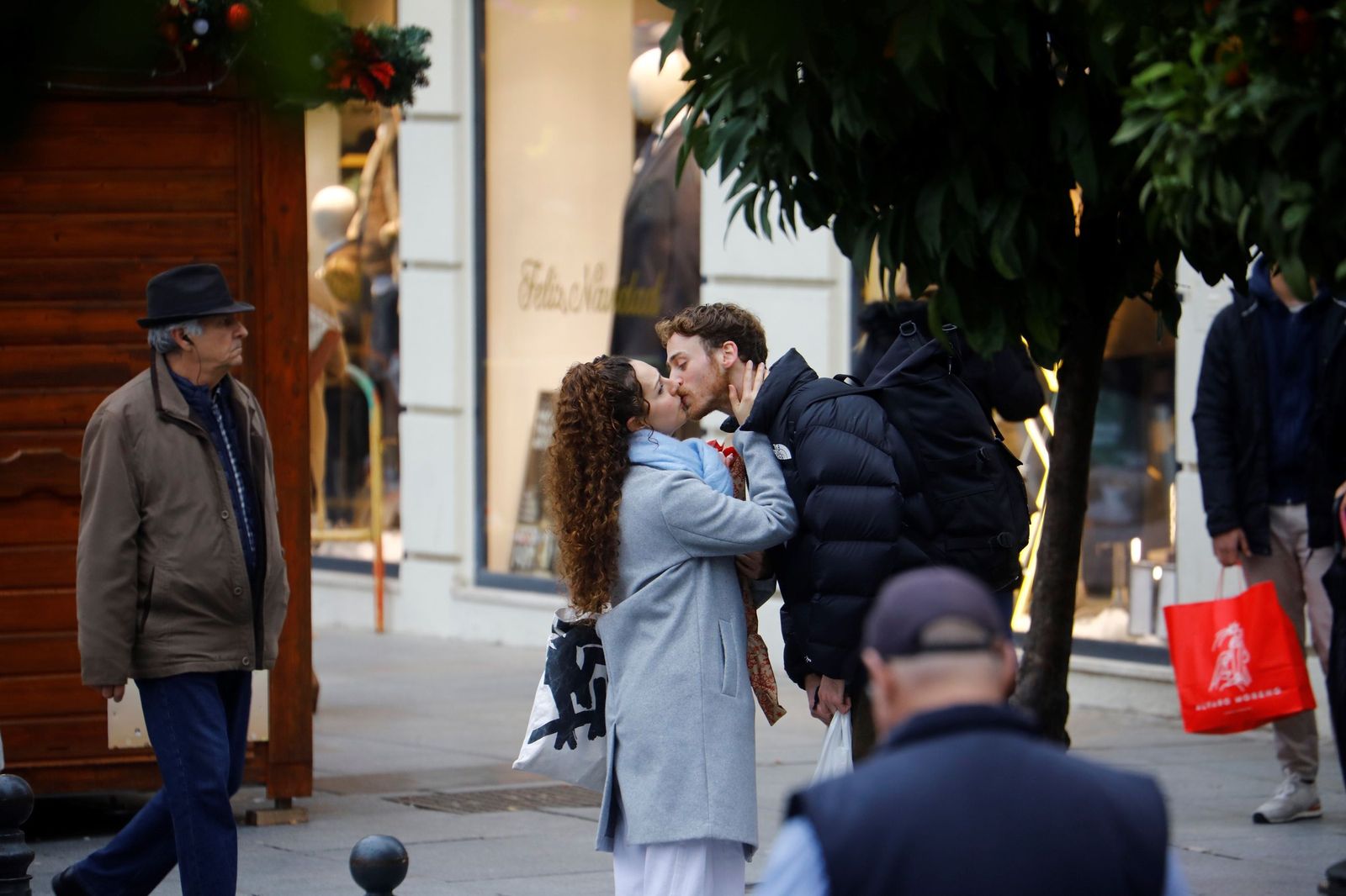 Los cordobeses ultiman las compras de Navidad, en imágenes