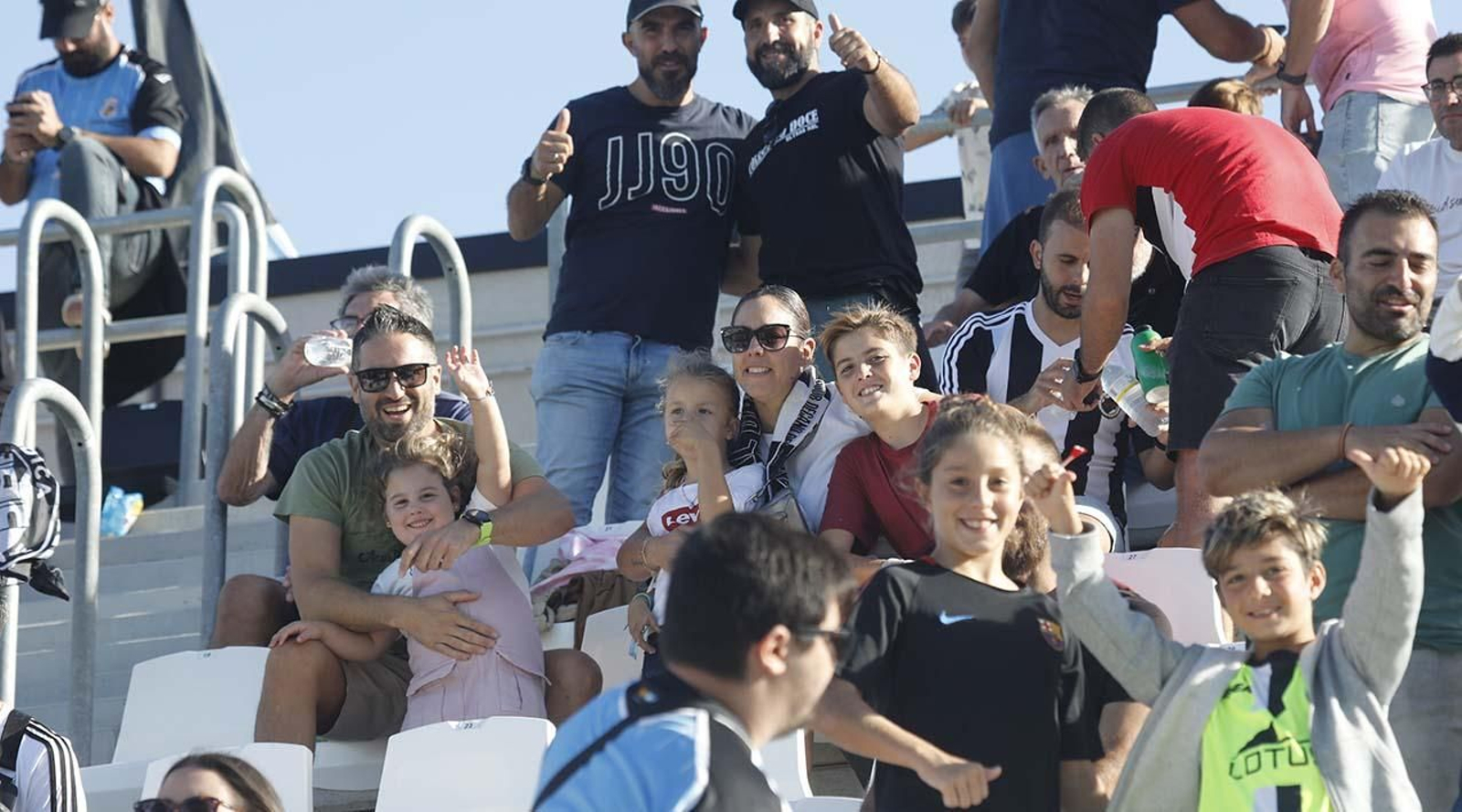 Búscate en el Ciudad de La Línea durante el Balona - Don Benito