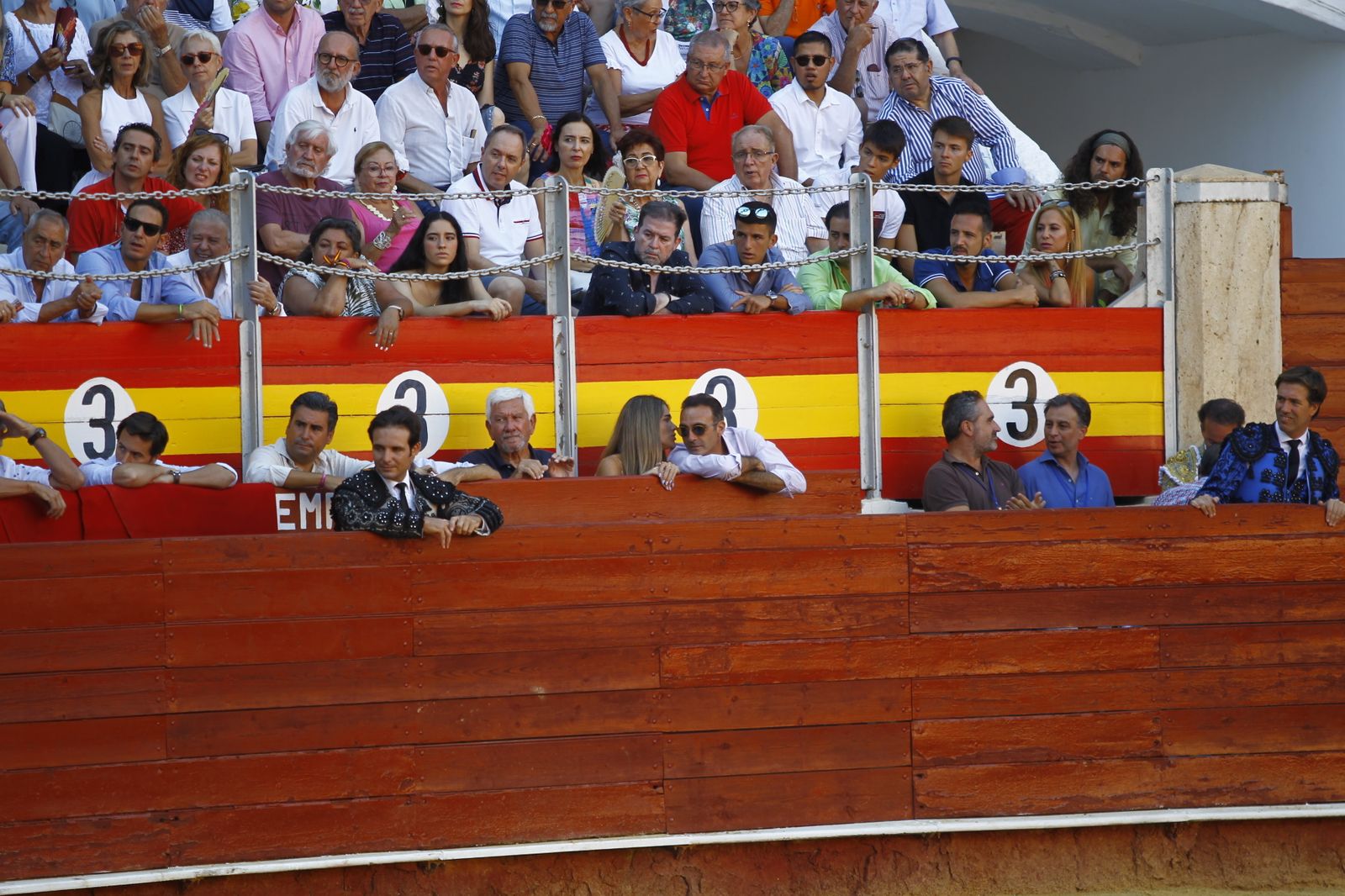 Imágenes del ambiente de la corrida de toros de la Feria de Almería