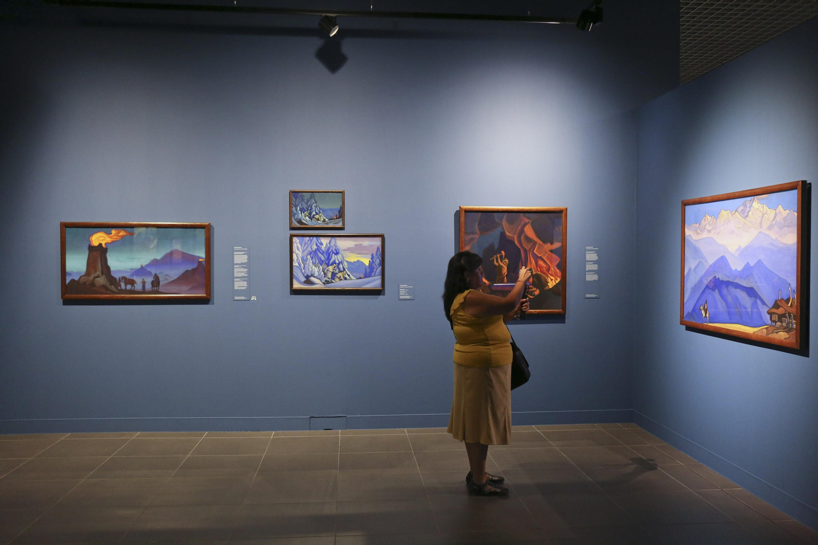 Las exposiciones 'En busca de Shambhala' y 'Poesía y Vida', dedicadas respectivamente a Nikolái Roerich y Anna Ajmátova