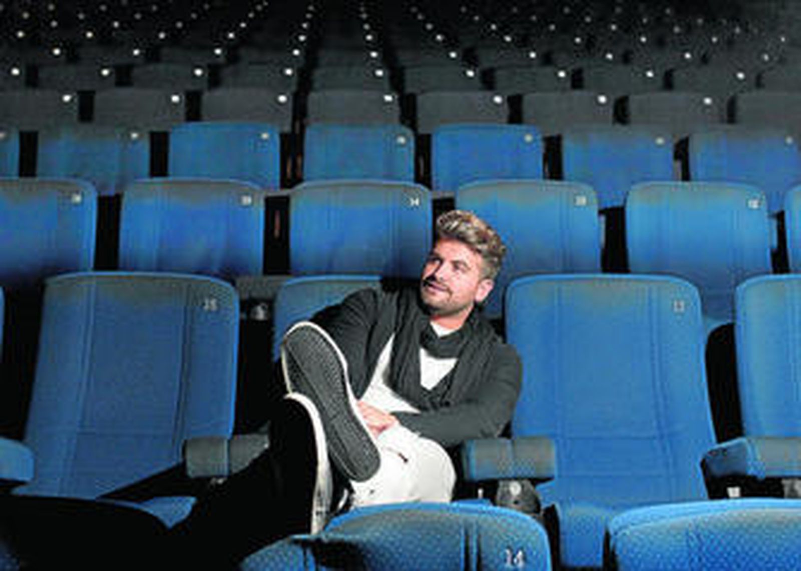 El cantante de San Fernando Fran Ocaña, en los cines Plaza.