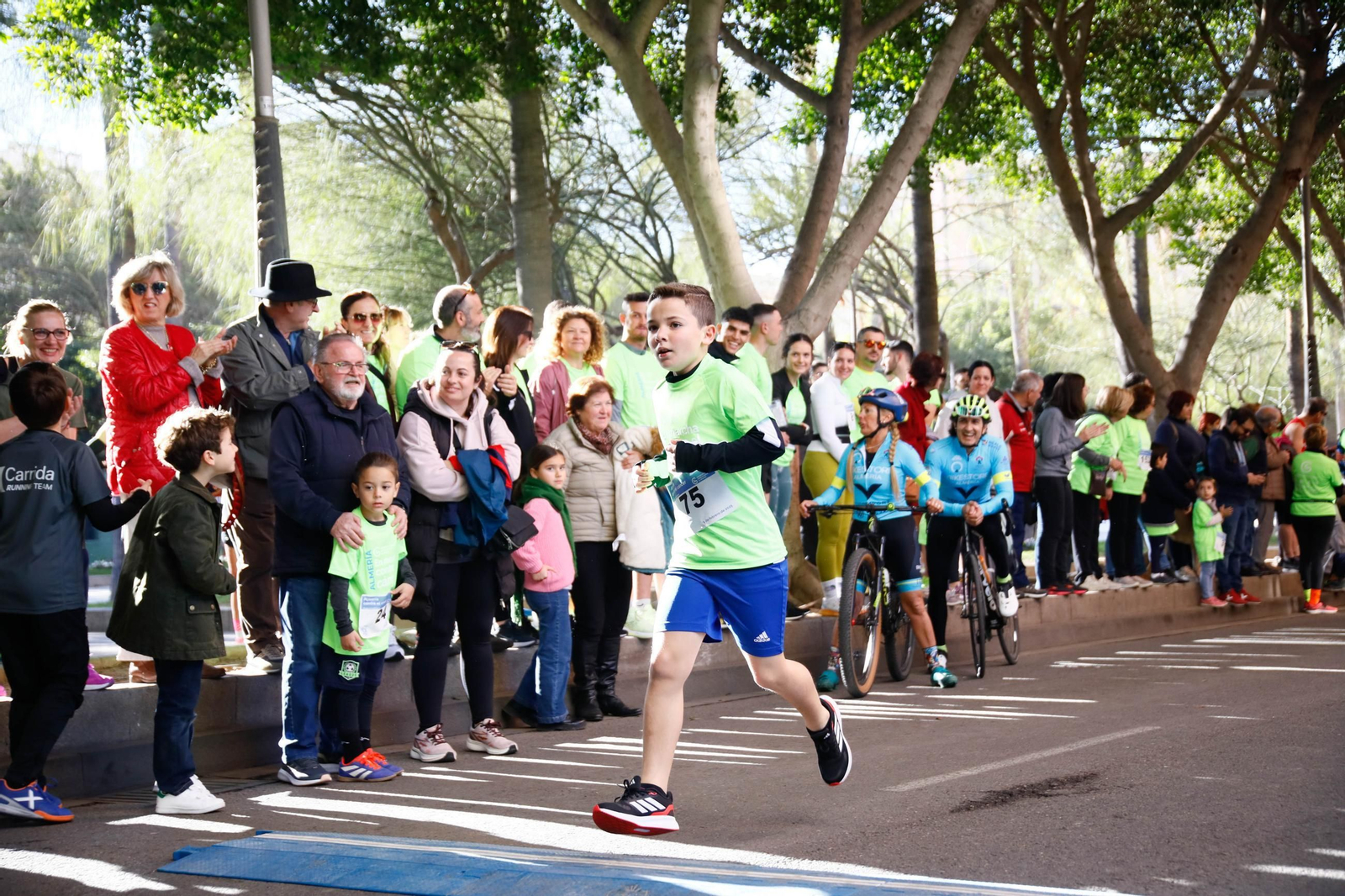 Imágenes de la Carrera contra el Cáncer de Almería