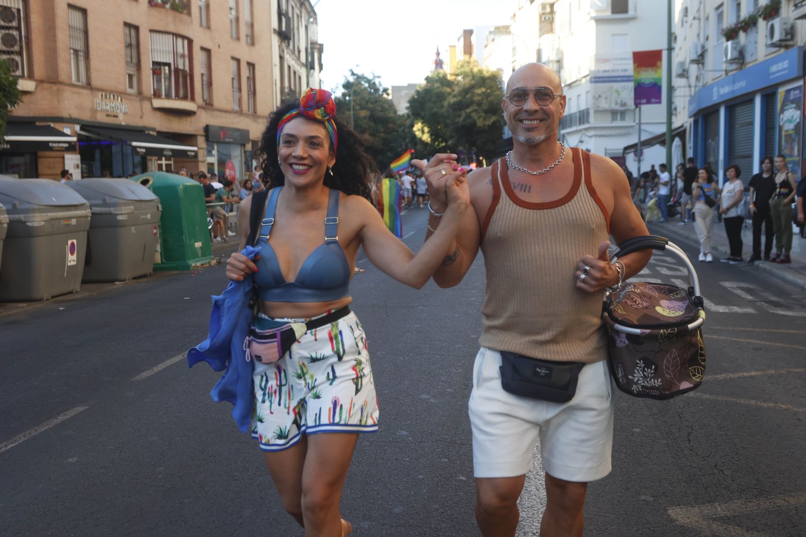 Las imágenes de la cabalgata del orgullo en Sevilla  2022