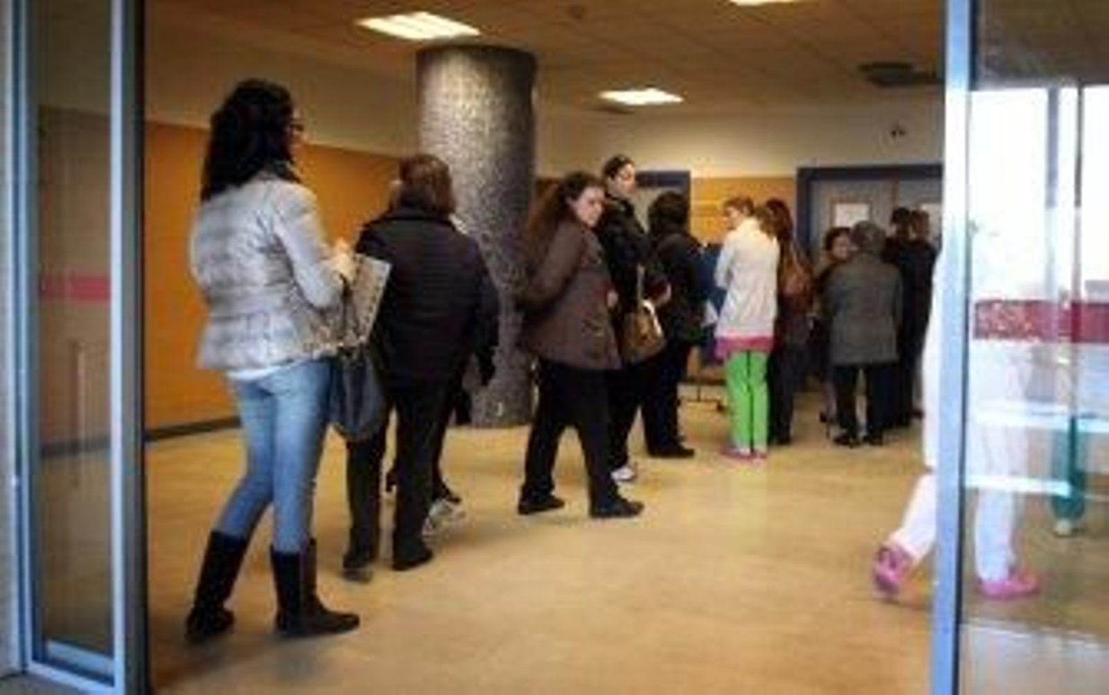 La elevada demanda obliga al hospital a abrir camas en reserva