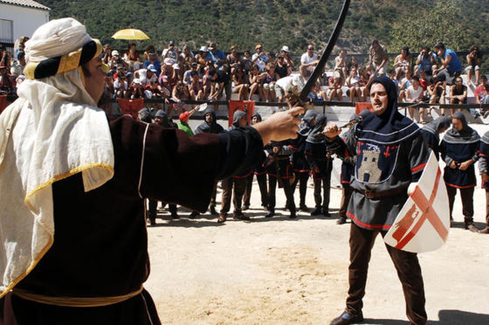 Benamahoma recrea la lucha entre ambos grupos durante la Reconquista en el fin de semana

Foto: Ramon Aguilar