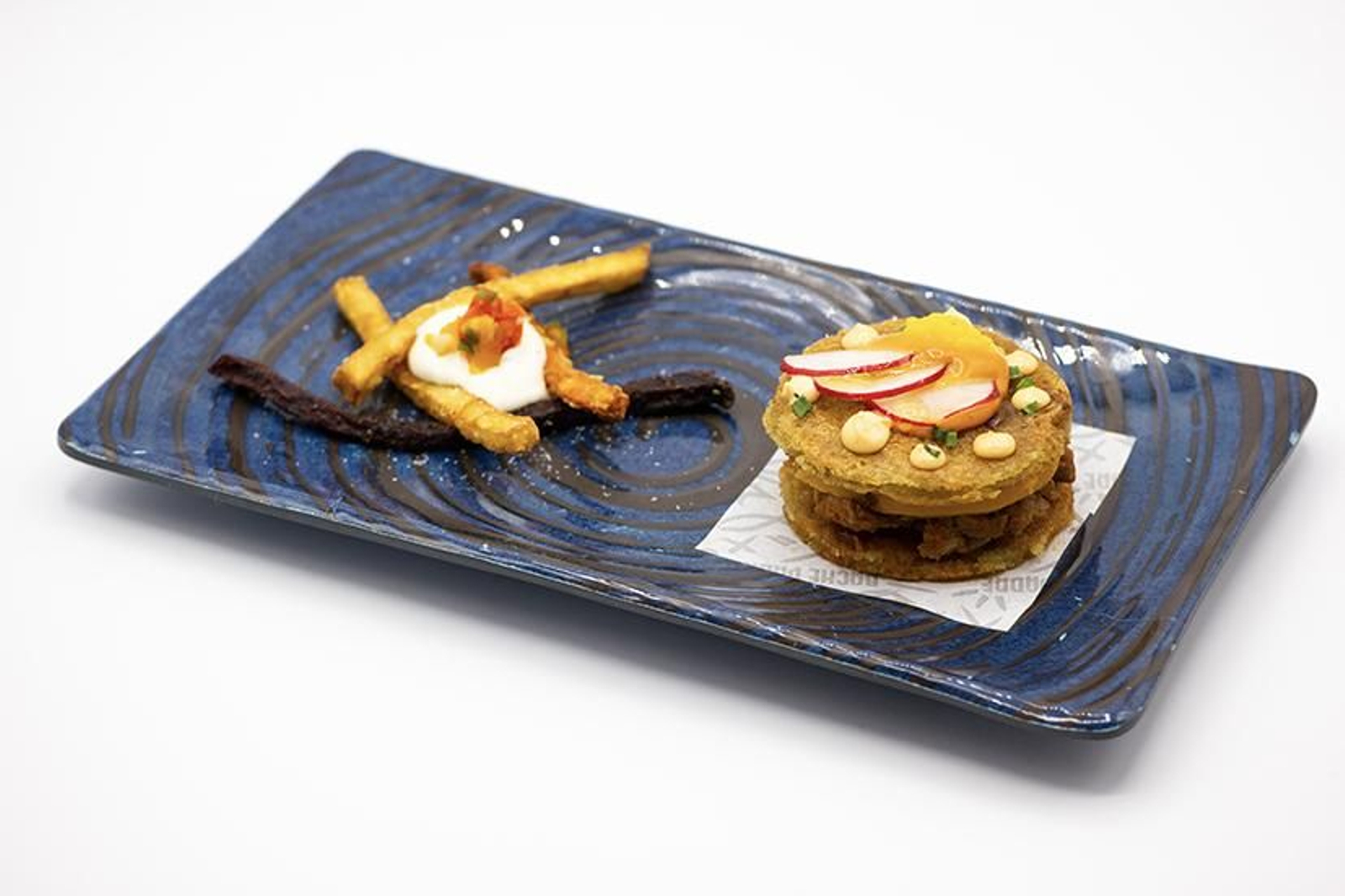 'Patacón de atún rojo encebollao'