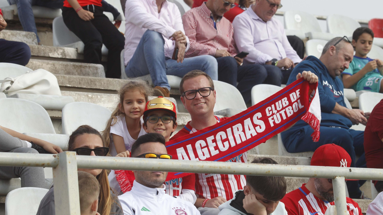Búscate en el Algeciras CF  - Linares de Primera Federación