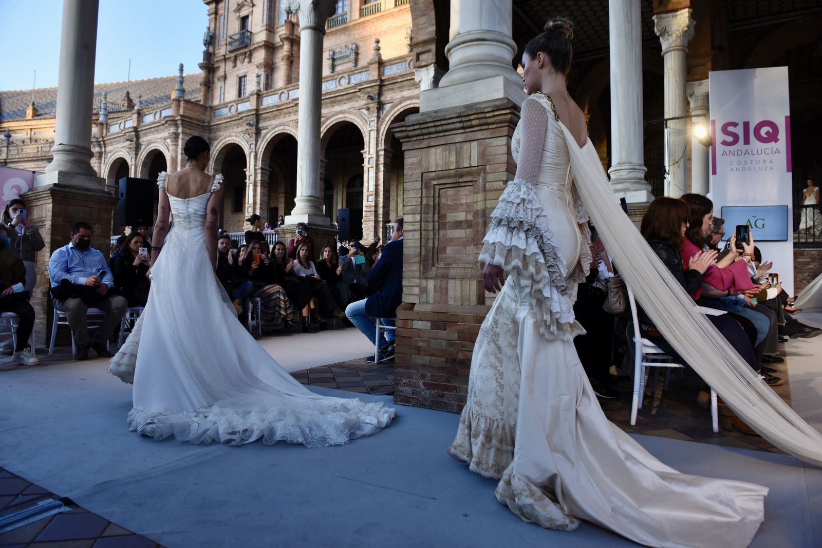 El desfile de Aurora Gaviño en la pasarela de novia e invitada SIQ 2022, todas las fotos