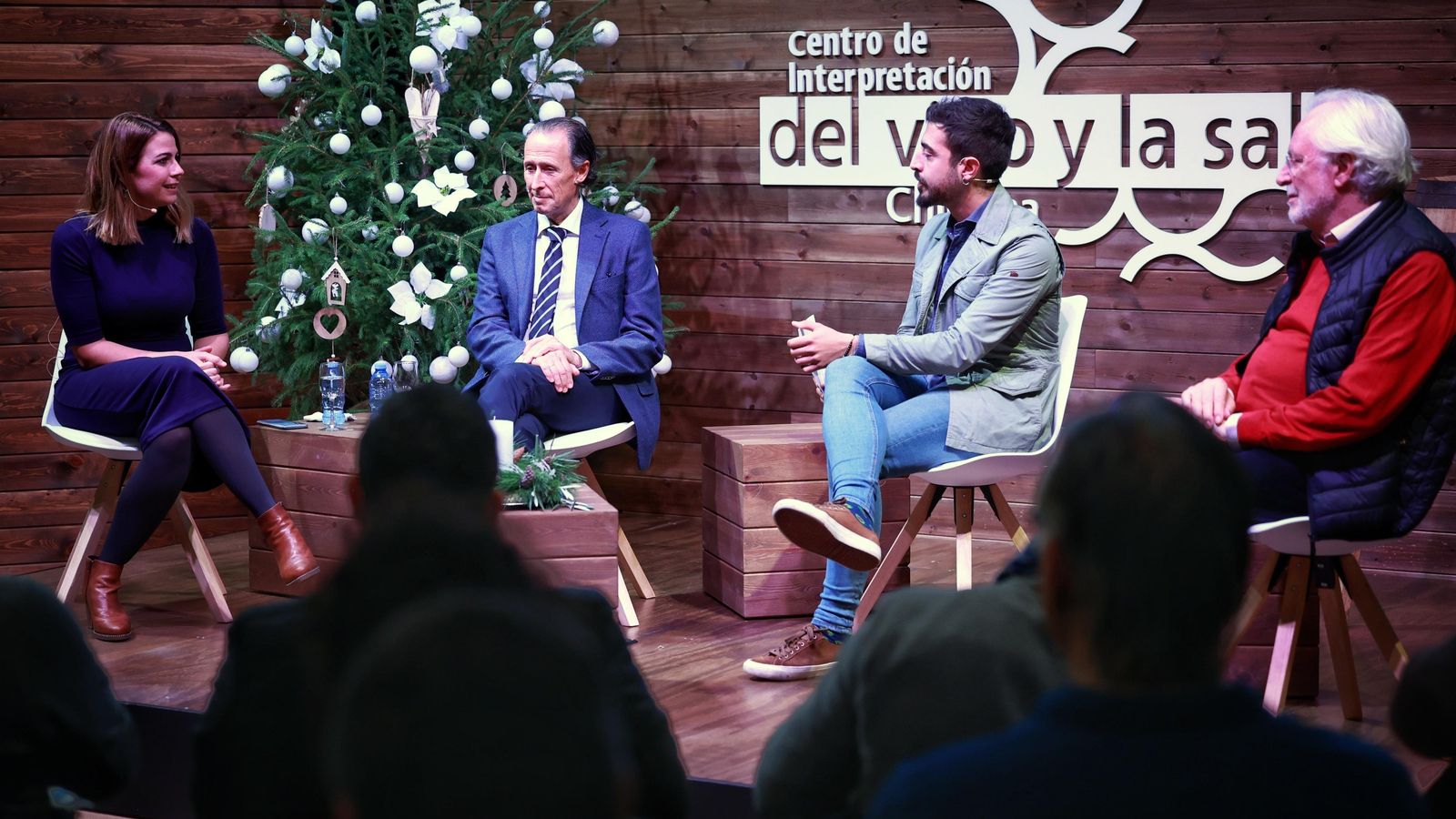 El debate fue moderado por el periodista Manu Sola.