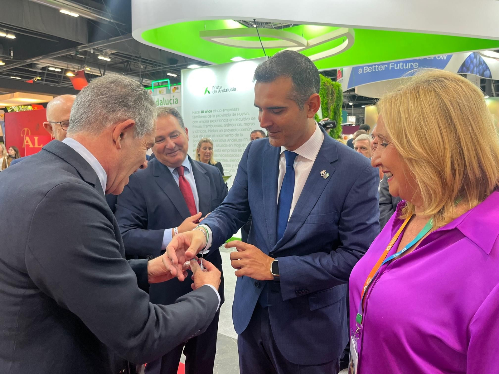Imágenes de la participación de Huelva en la primera jornada de Fruit Attraction 2024