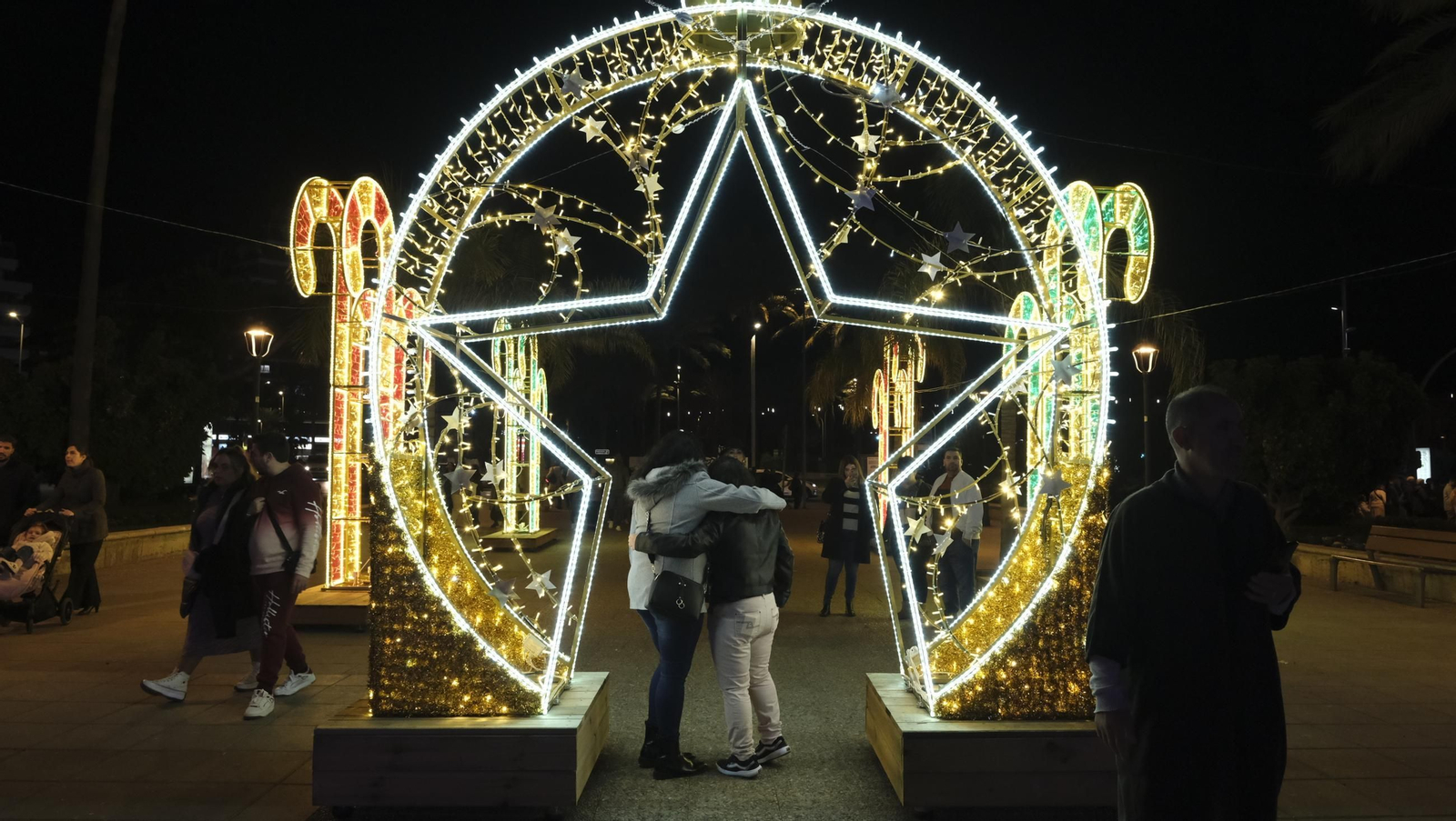 'Almería, la Ciudad de la Luz', espectáculo de luces, en imágenes